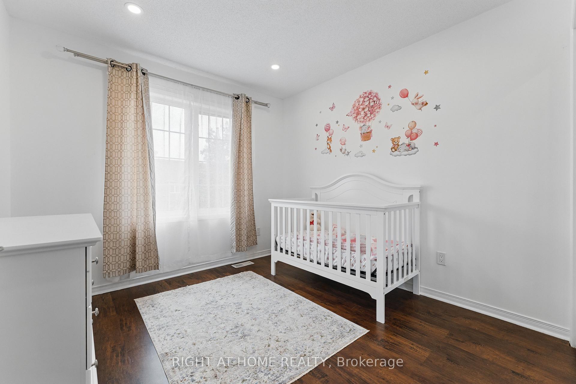 Photo 24 of 149 Coleridge Drive, Newmarket, Summerhill Estates — HOMEH