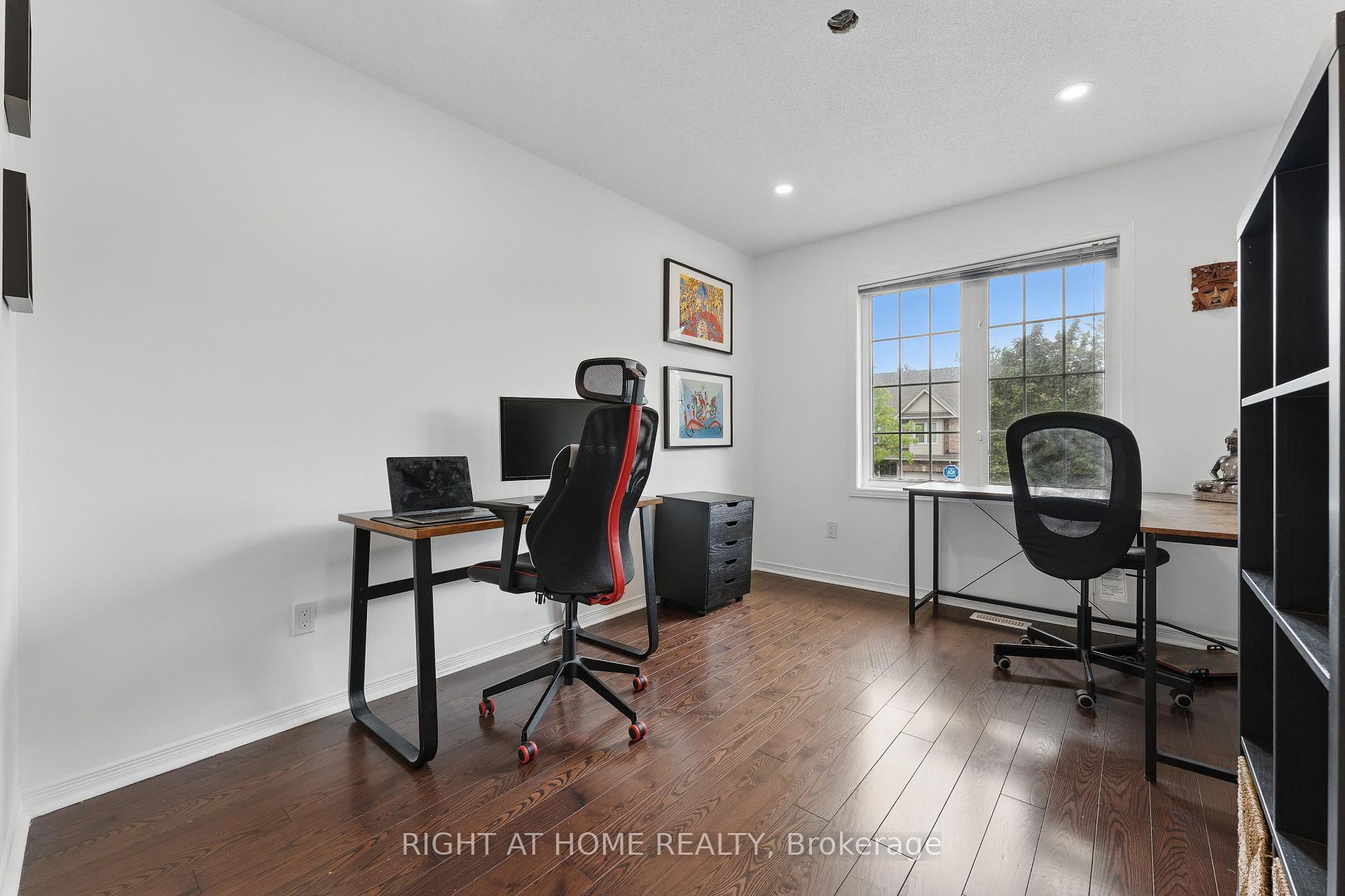 Photo 25 of 149 Coleridge Drive, Newmarket, Summerhill Estates — HOMEH