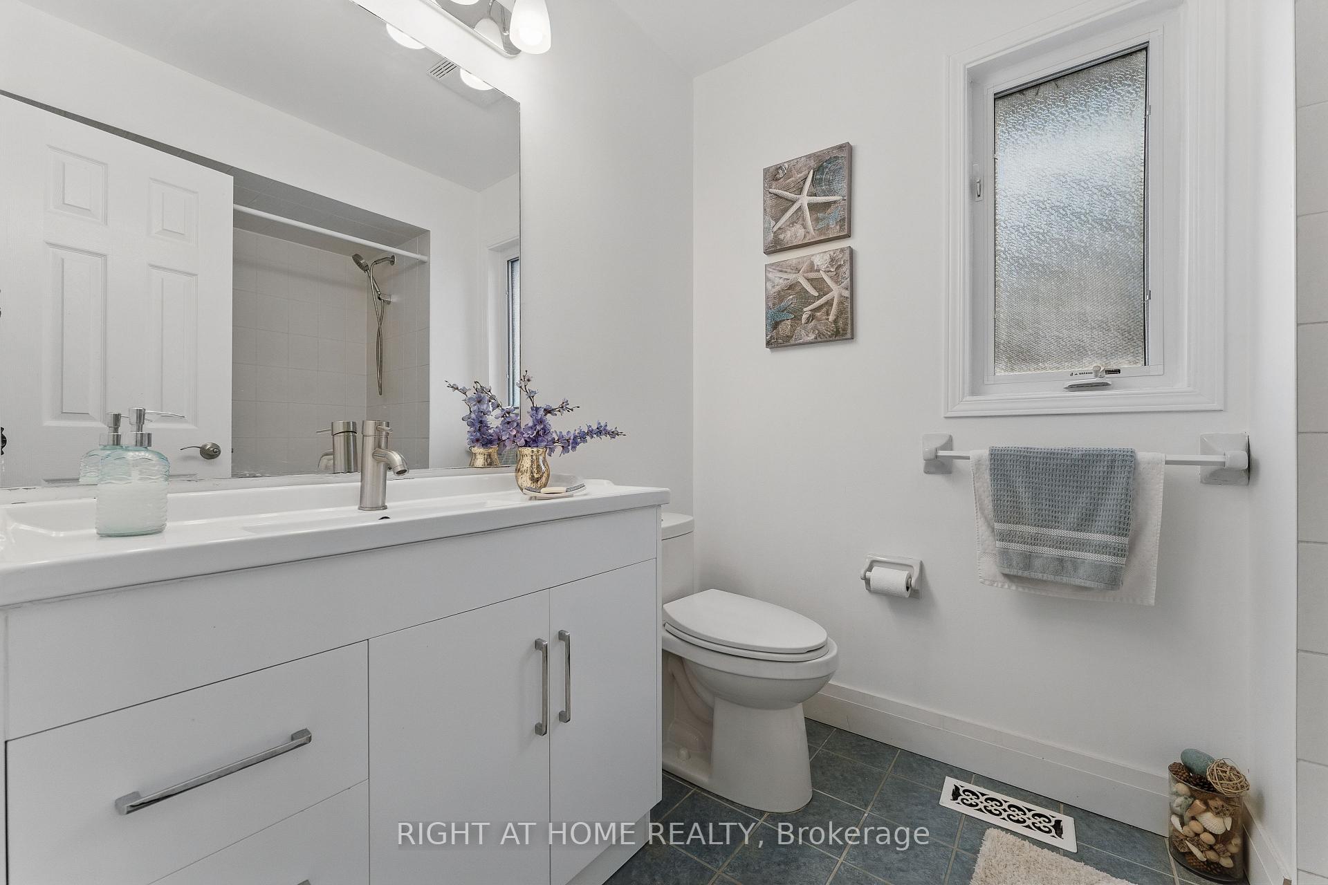 Photo 27 of 149 Coleridge Drive, Newmarket, Summerhill Estates — HOMEH