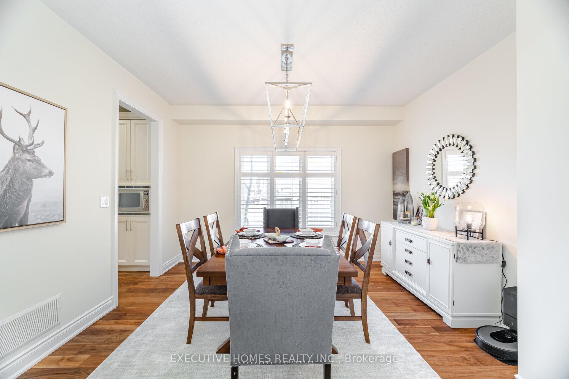 Photo 8 of 221 Cathcart Crescent, Milton, Willmott — HOMEH