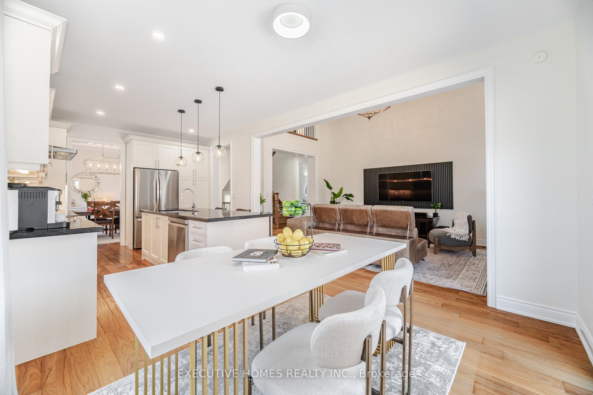 Photo 16 of 221 Cathcart Crescent, Milton, Willmott — HOMEH