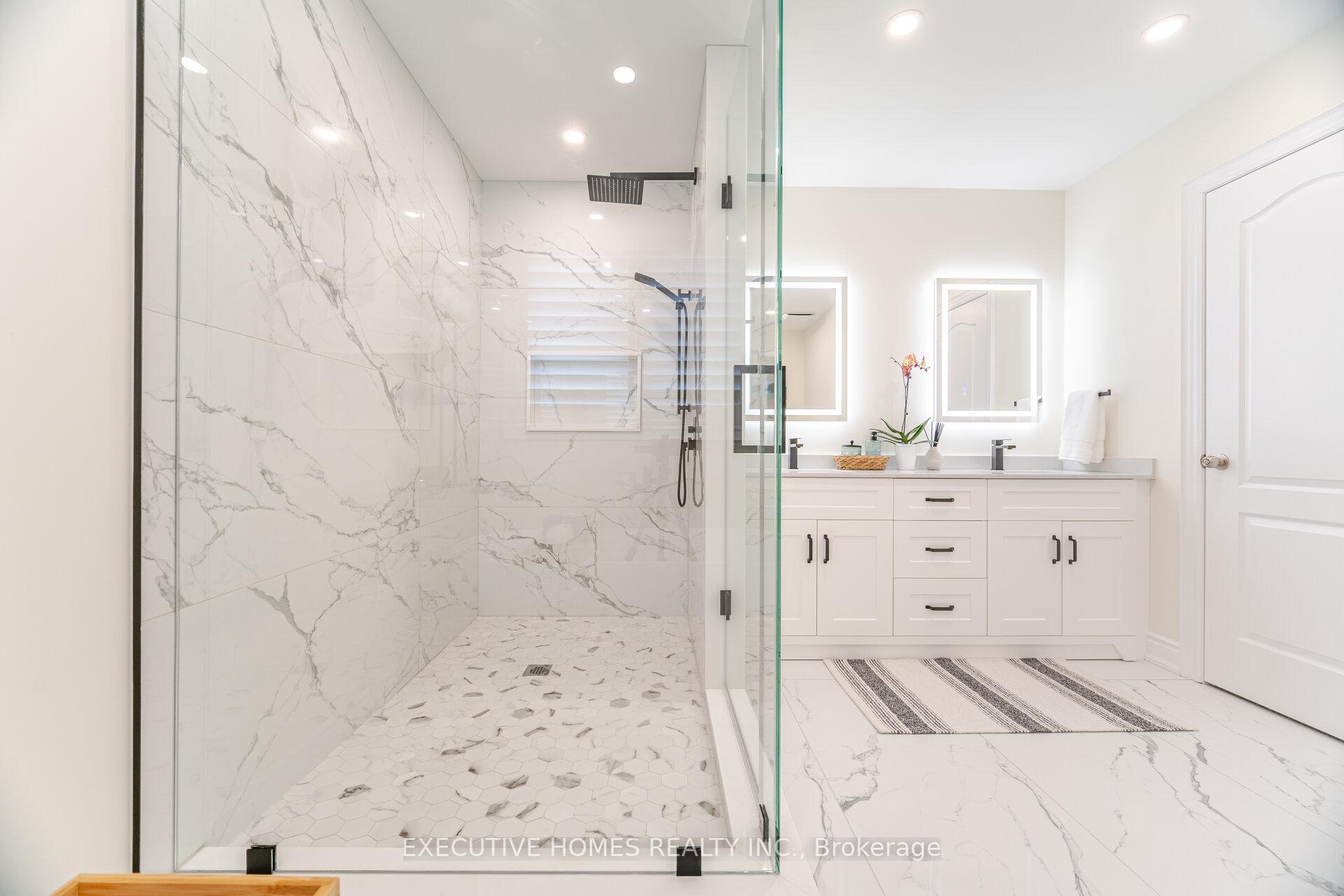 Photo 35 of 221 Cathcart Crescent, Milton, Willmott — HOMEH