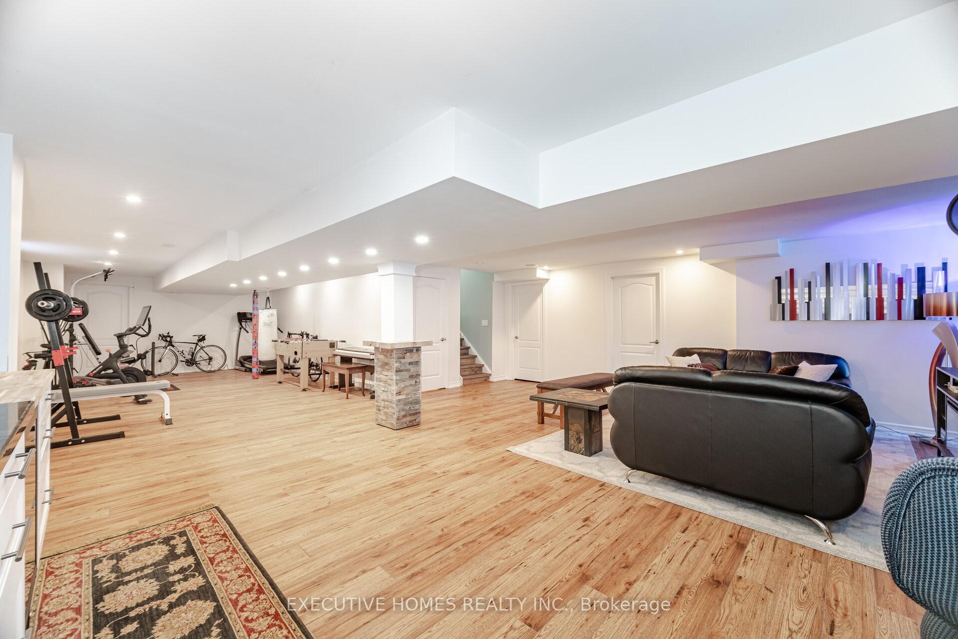 Photo 40 of 221 Cathcart Crescent, Milton, Willmott — HOMEH