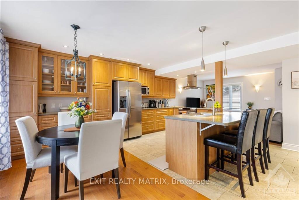Photo 3 of Unit 1, 848 Willow Avenue, Ottawa, Chatelaine Village — HOMEH