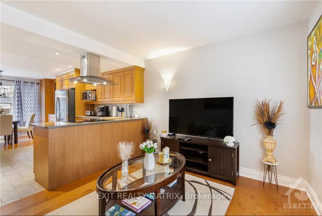 Photo 9 of Unit 1, 848 Willow Avenue, Ottawa, Chatelaine Village — HOMEH