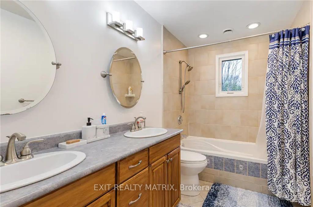 Photo 12 of Unit 1, 848 Willow Avenue, Ottawa, Chatelaine Village — HOMEH