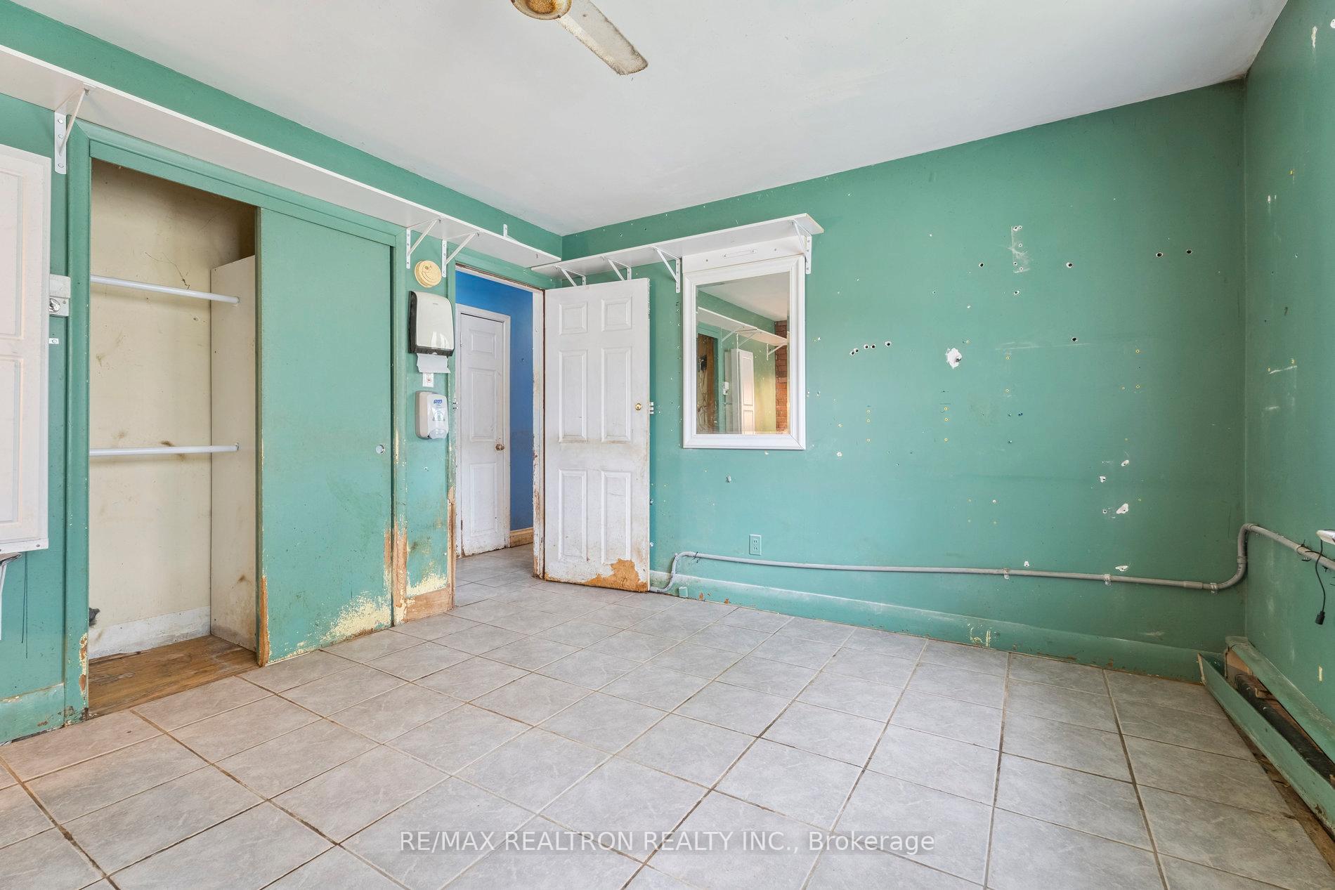 Photo 16 of 230 Avenue Road, Newmarket, Central Newmarket — HOMEH
