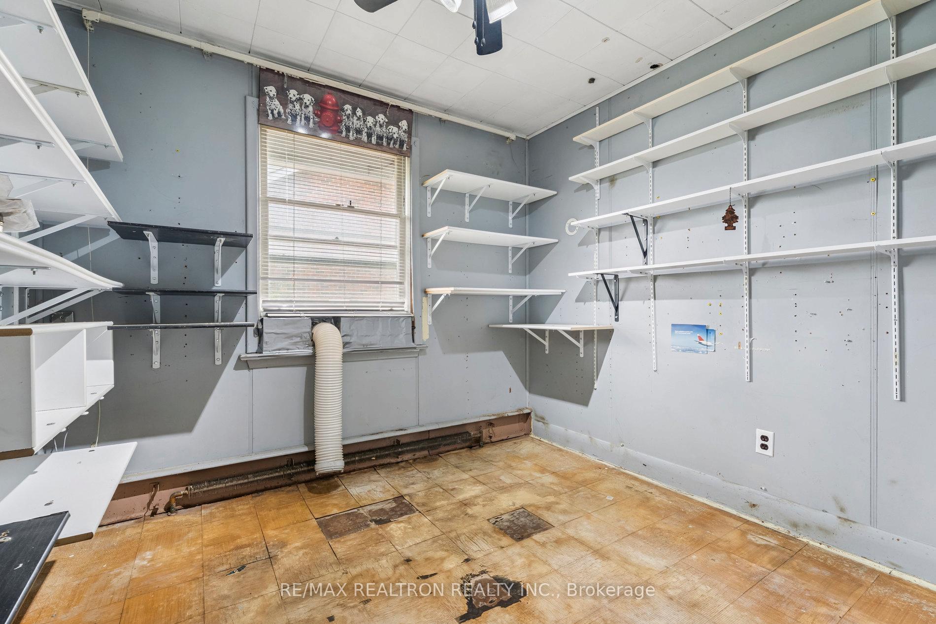 Photo 18 of 230 Avenue Road, Newmarket, Central Newmarket — HOMEH