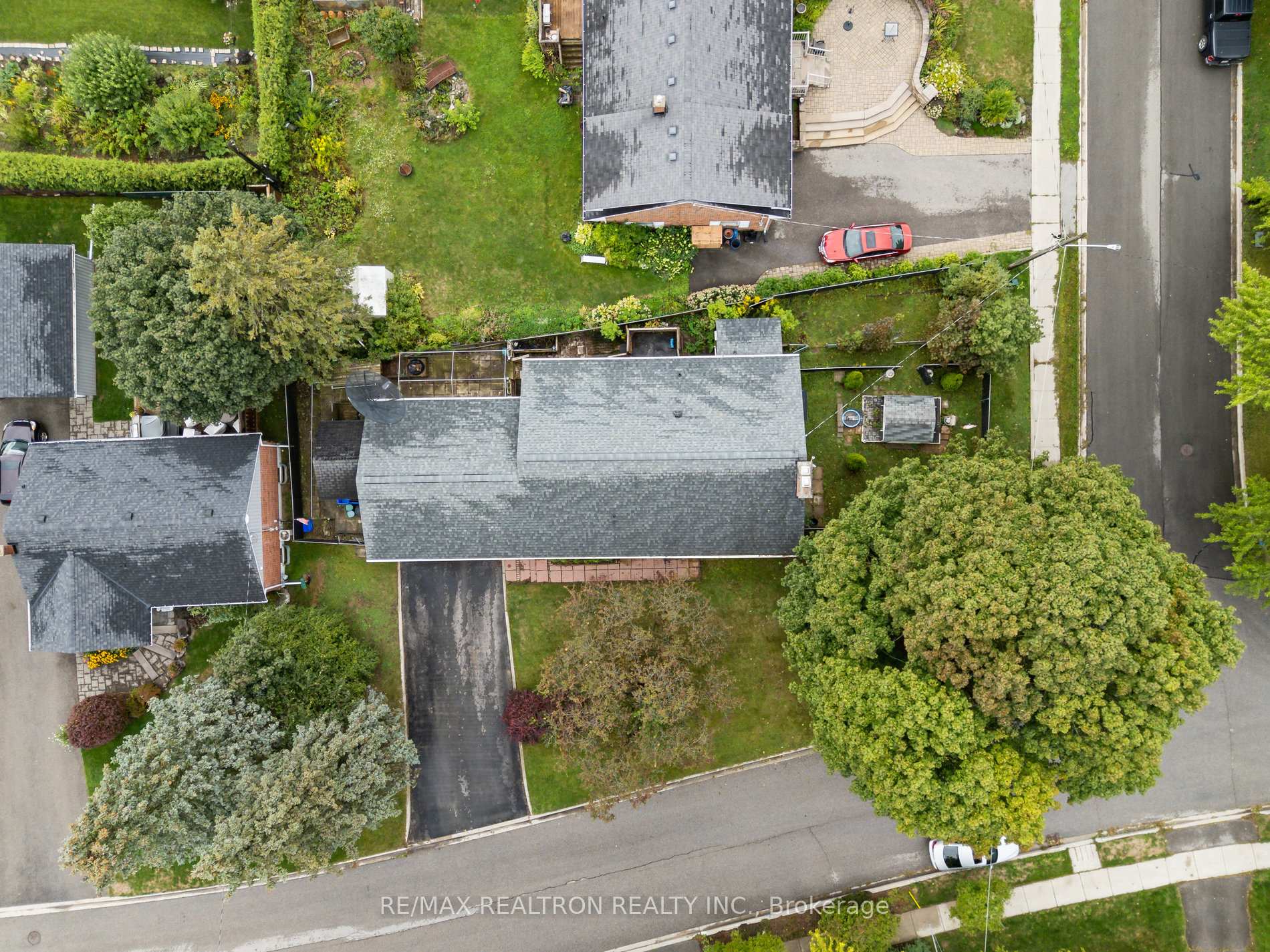 Photo 35 of 230 Avenue Road, Newmarket, Central Newmarket — HOMEH