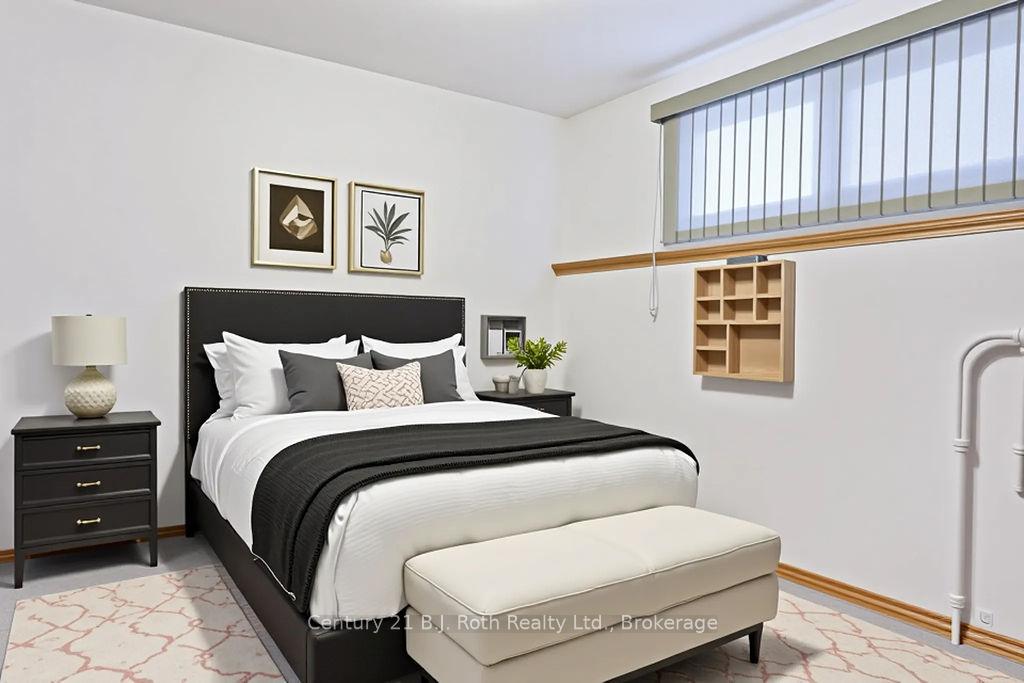 Photo 12 of 7 Christine Place, Orillia — HOMEH