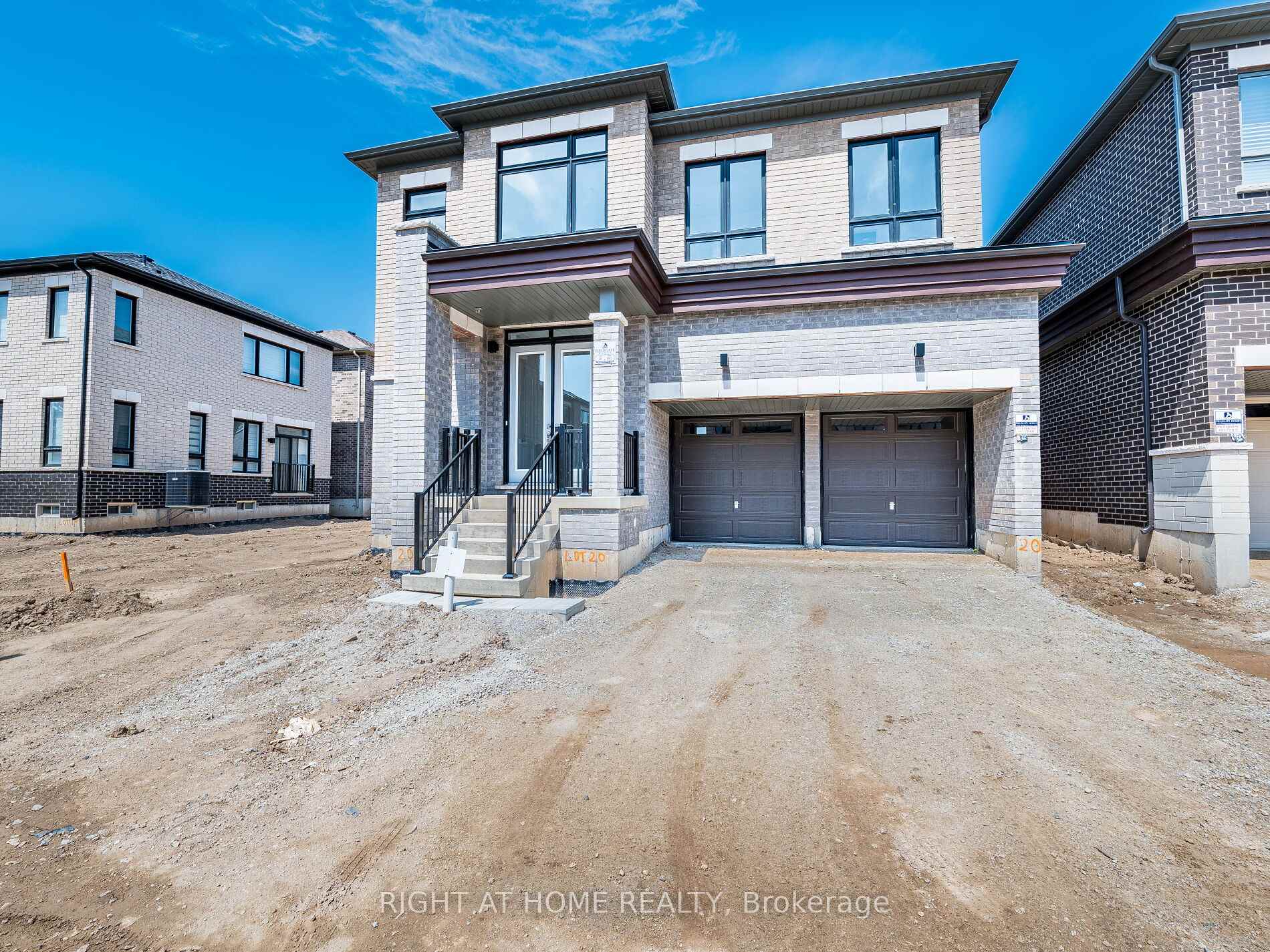 Photo 5 of 863 Plum Place, Milton, Cobban — HOMEH