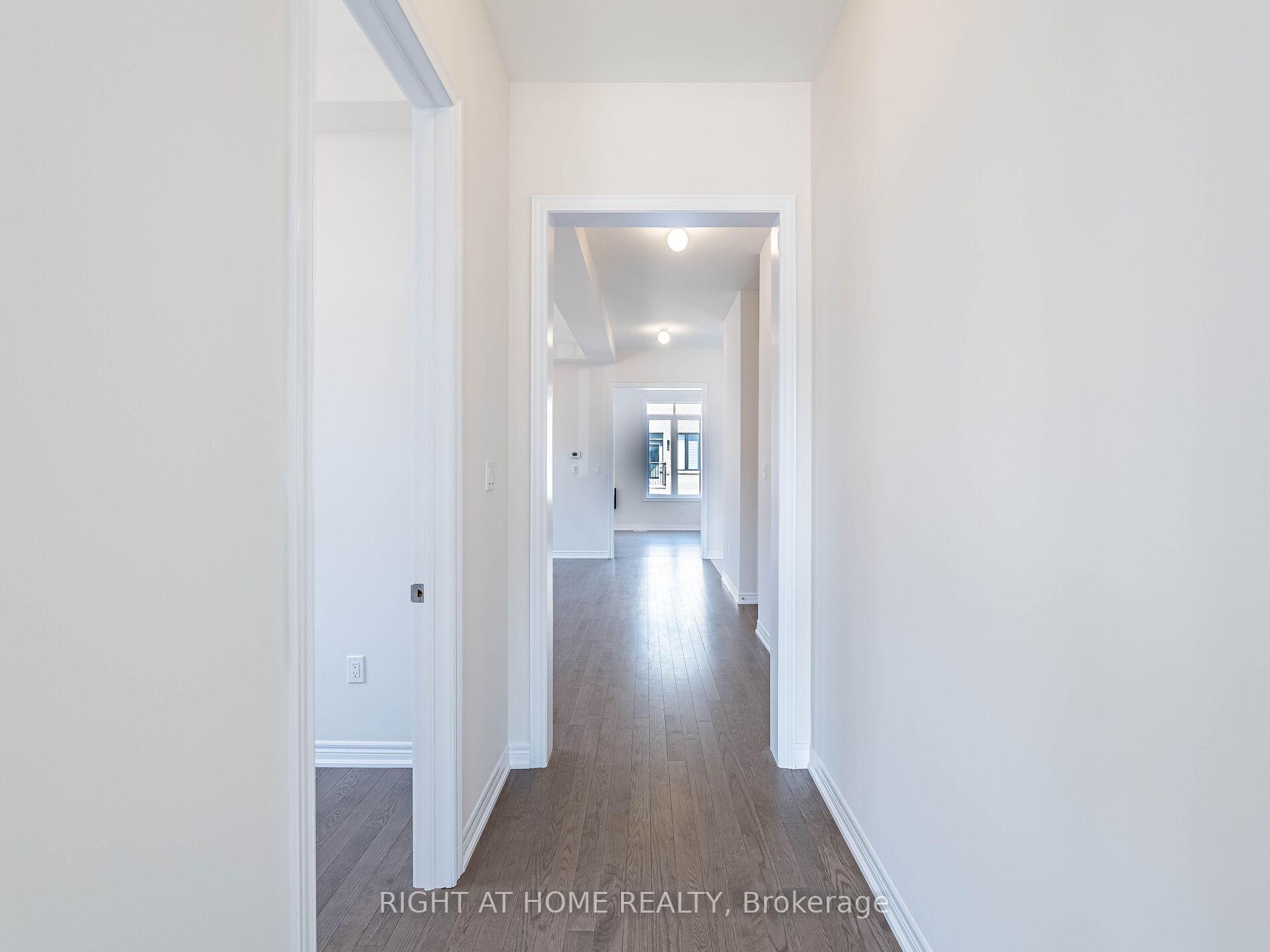 Photo 8 of 863 Plum Place, Milton, Cobban — HOMEH