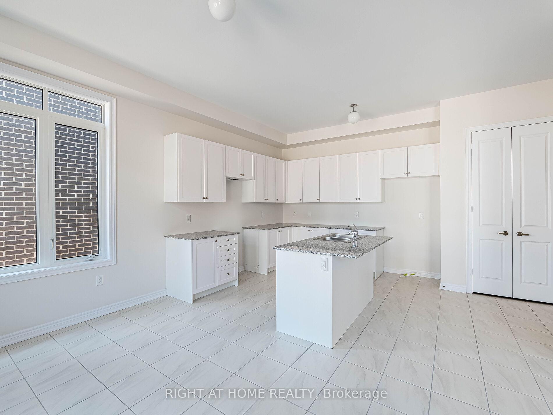 Photo 37 of 863 Plum Place, Milton, Cobban — HOMEH