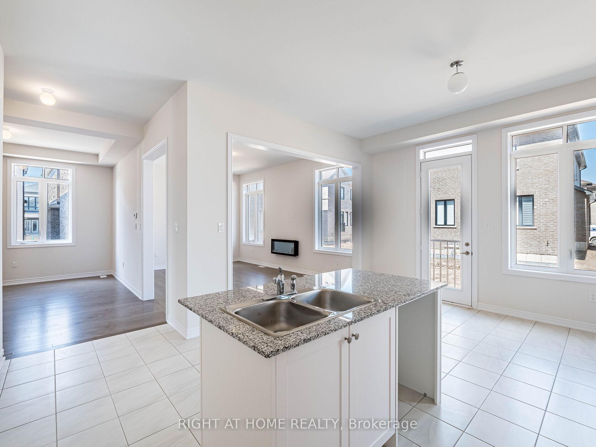 Photo 9 of 863 Plum Place, Milton, Cobban — HOMEH