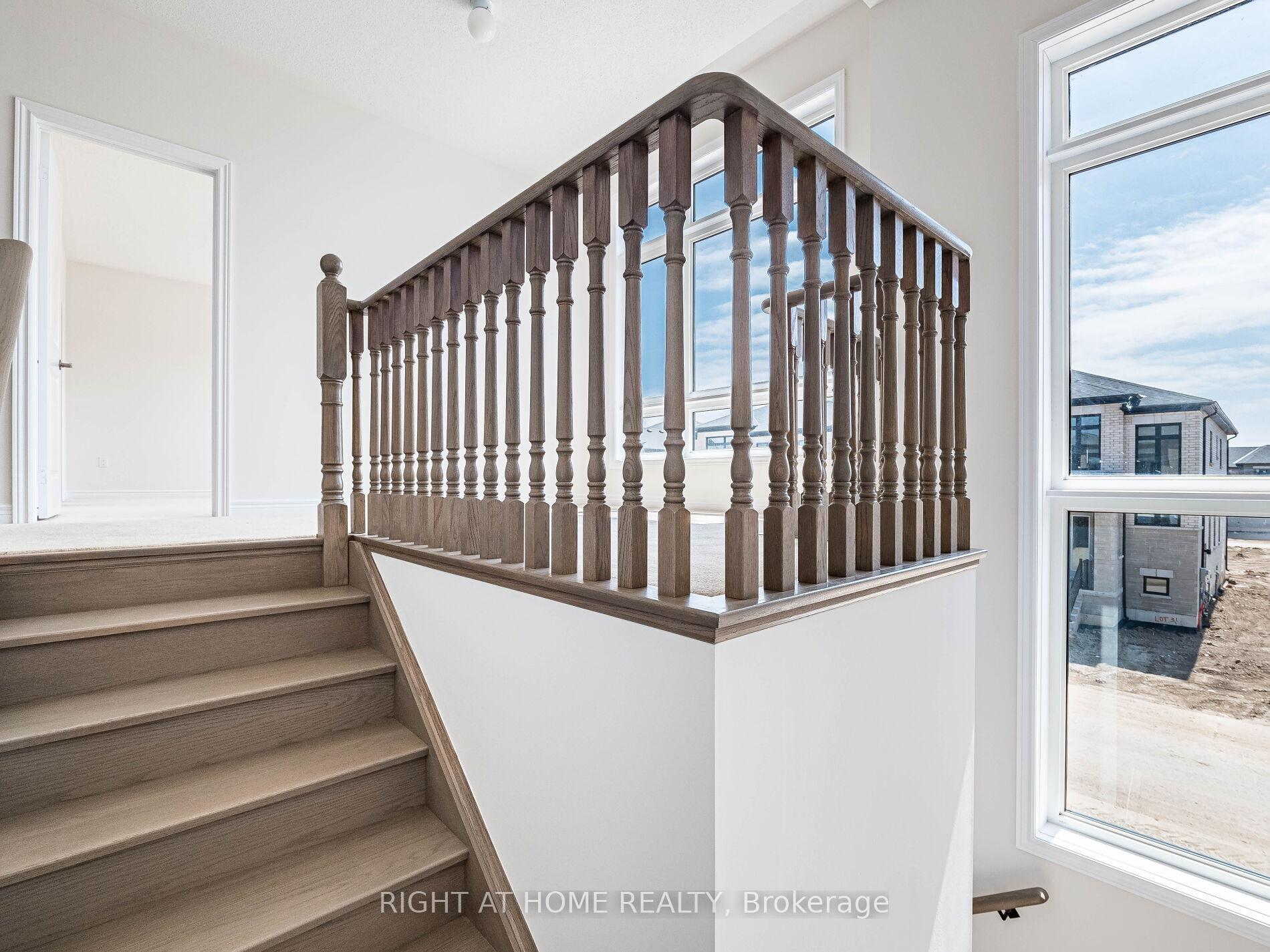Photo 38 of 863 Plum Place, Milton, Cobban — HOMEH