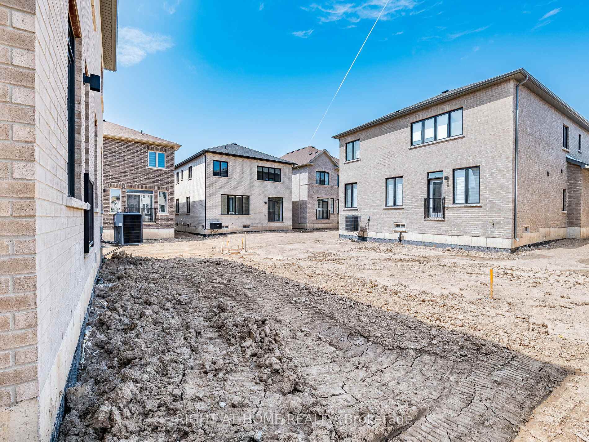 Photo 45 of 863 Plum Place, Milton, Cobban — HOMEH