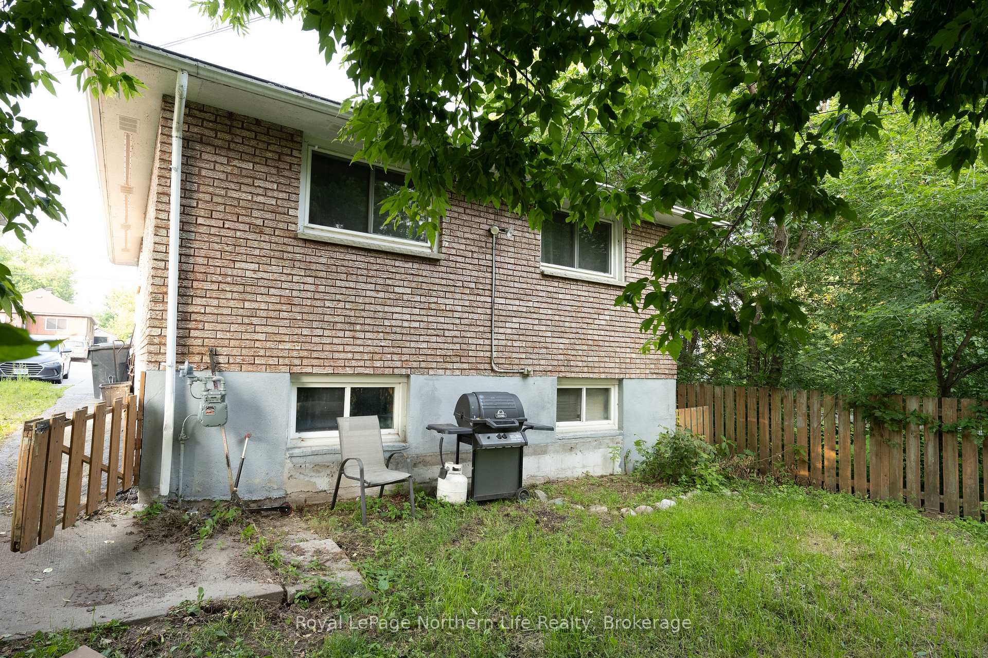 Photo 6 of 635 Worthington Street E, North Bay, Central — HOMEH
