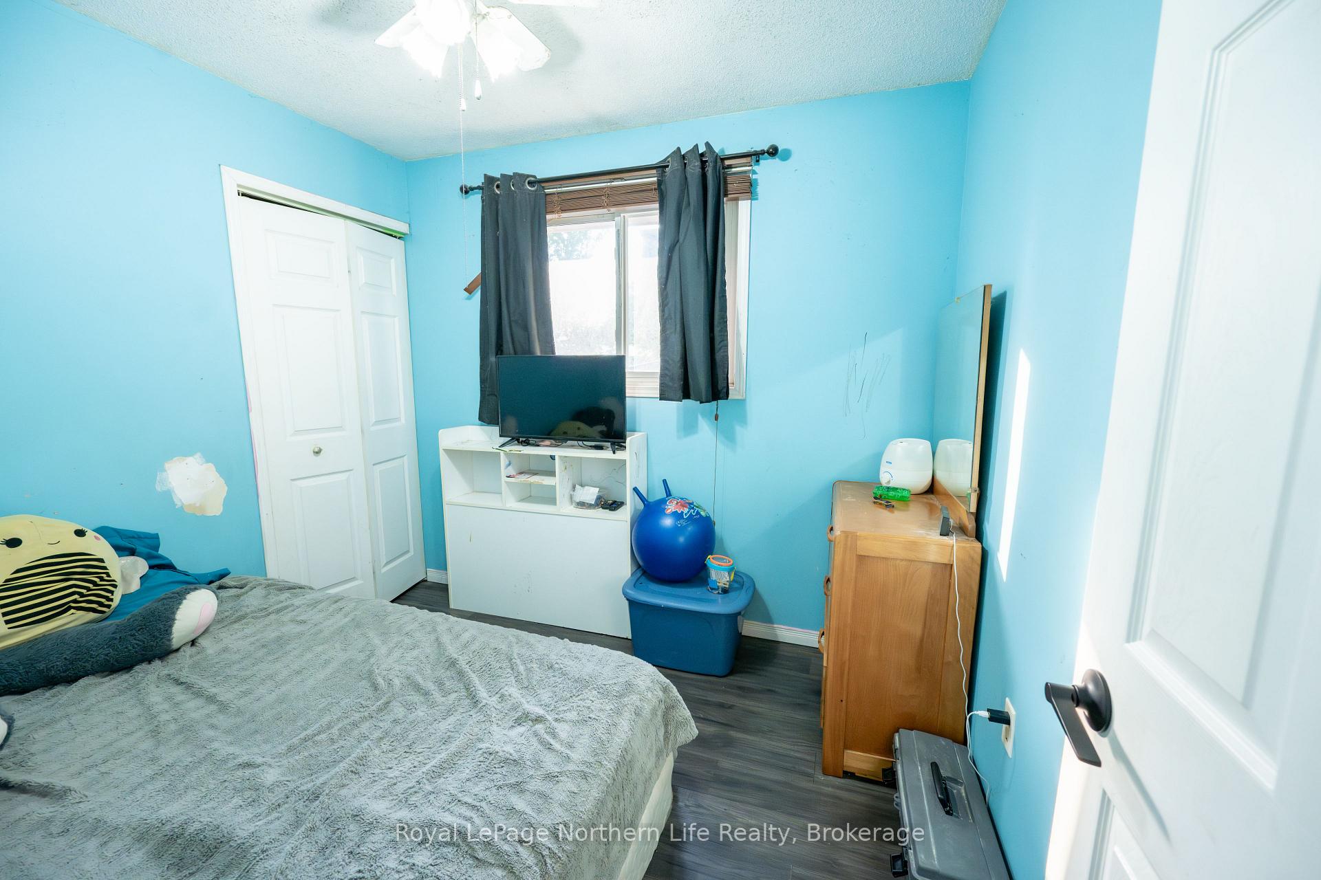 Photo 21 of 635 Worthington Street E, North Bay, Central — HOMEH