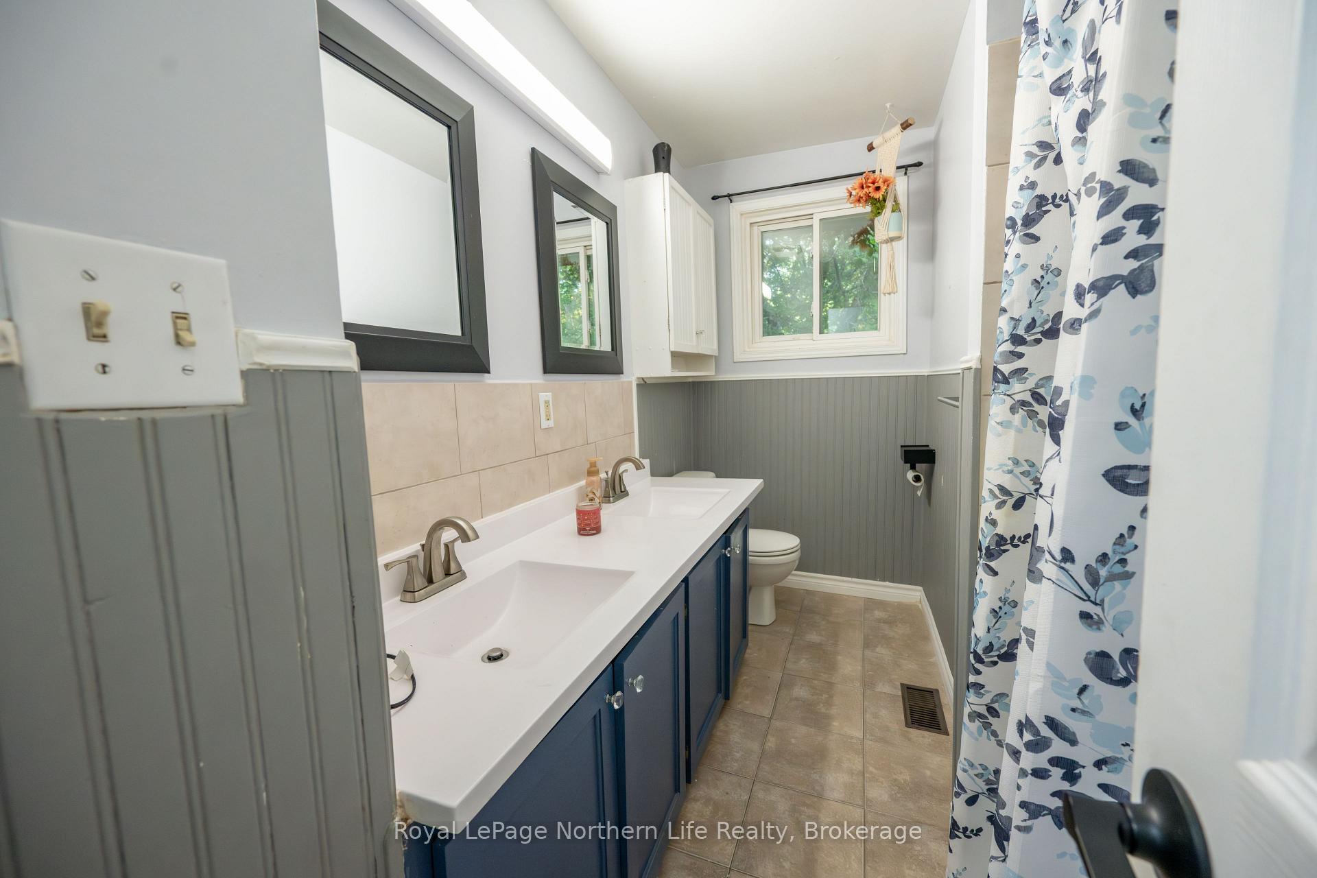 Photo 24 of 635 Worthington Street E, North Bay, Central — HOMEH
