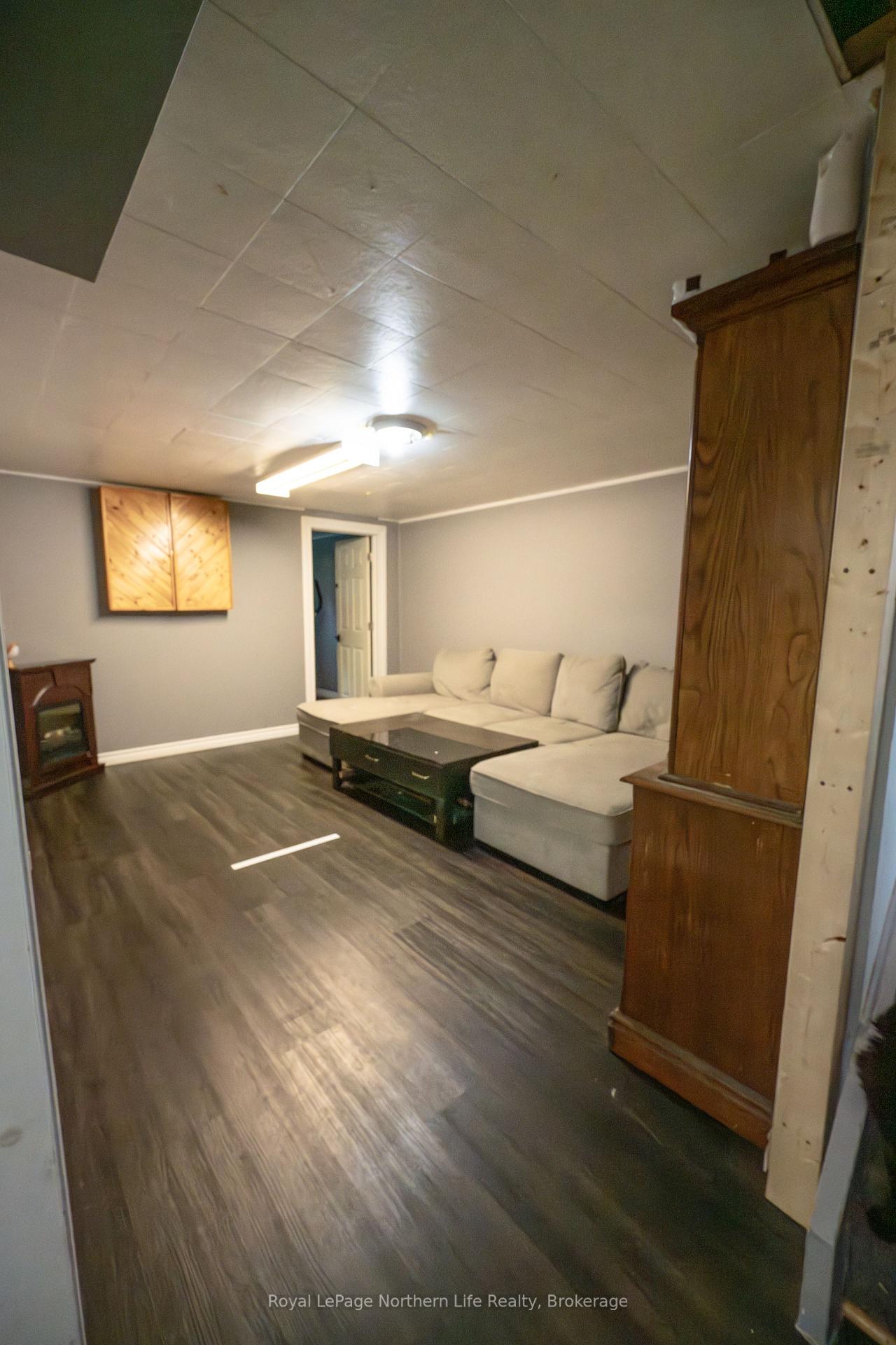 Photo 34 of 635 Worthington Street E, North Bay, Central — HOMEH