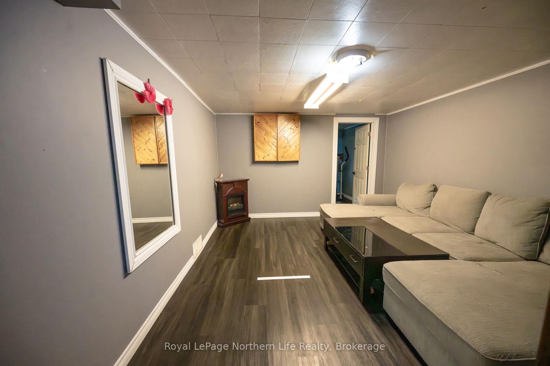 Photo 36 of 635 Worthington Street E, North Bay, Central — HOMEH