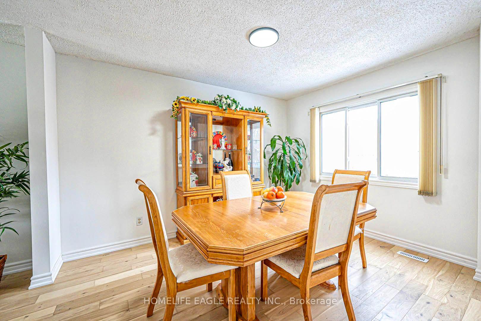 Photo 2 of 95 Kingston Road, Newmarket, Bristol-London — HOMEH