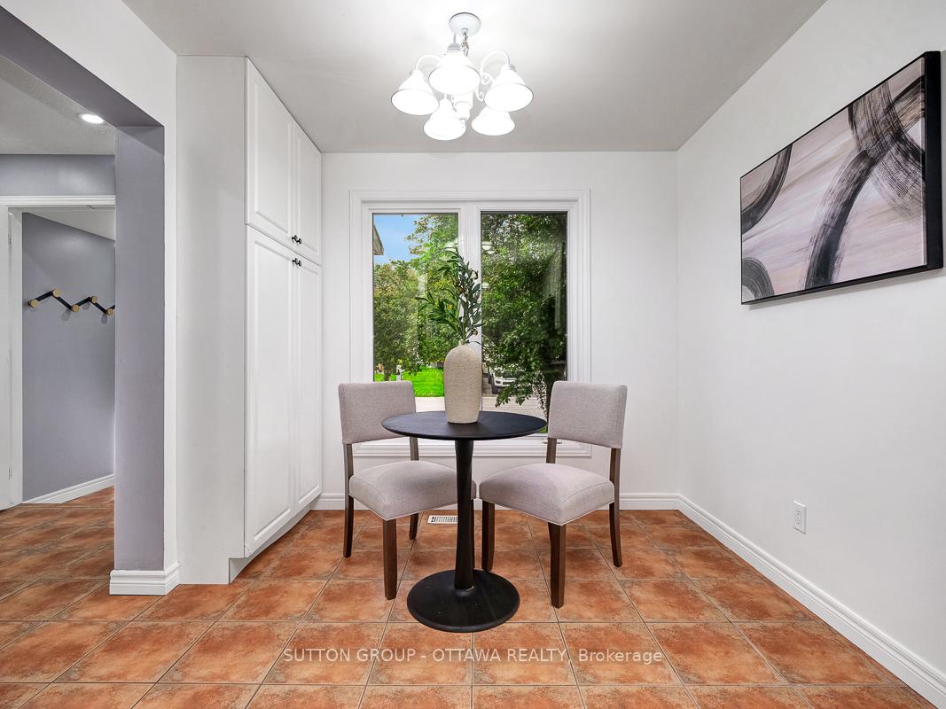 Photo 17 of 1112 St. Germain Crescent, Ottawa, Convent Glen North — HOMEH