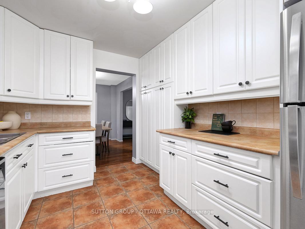 Photo 23 of 1112 St. Germain Crescent, Ottawa, Convent Glen North — HOMEH