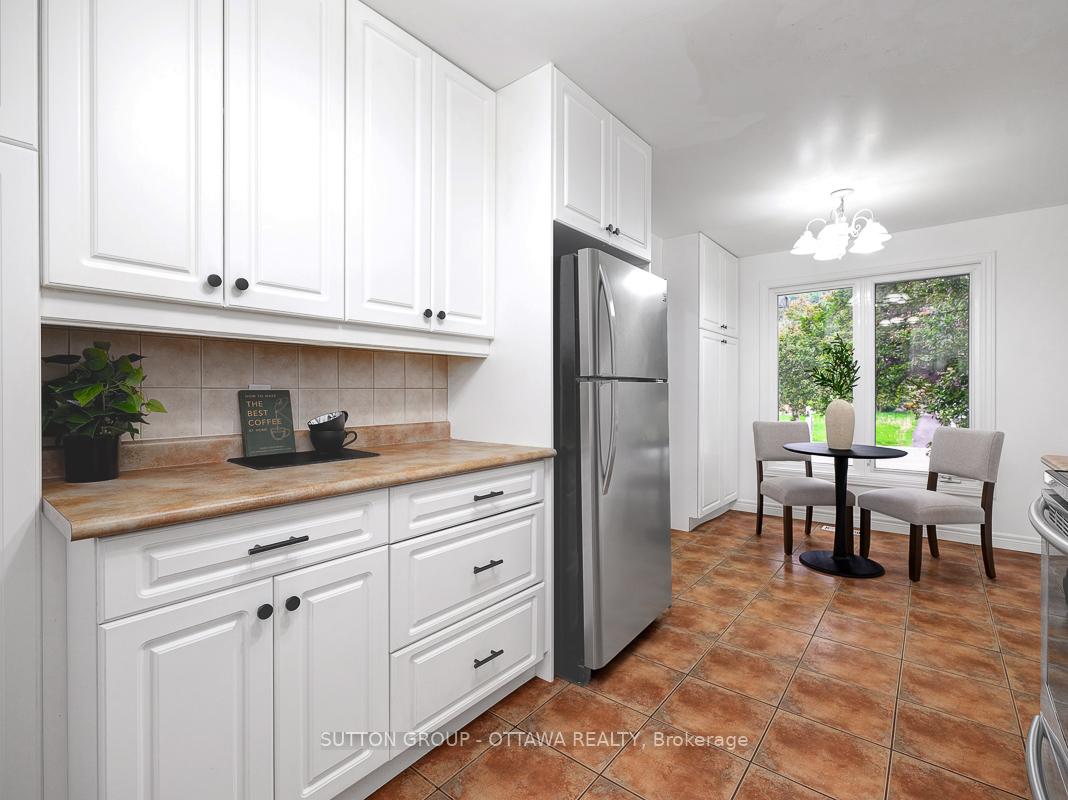 Photo 25 of 1112 St. Germain Crescent, Ottawa, Convent Glen North — HOMEH