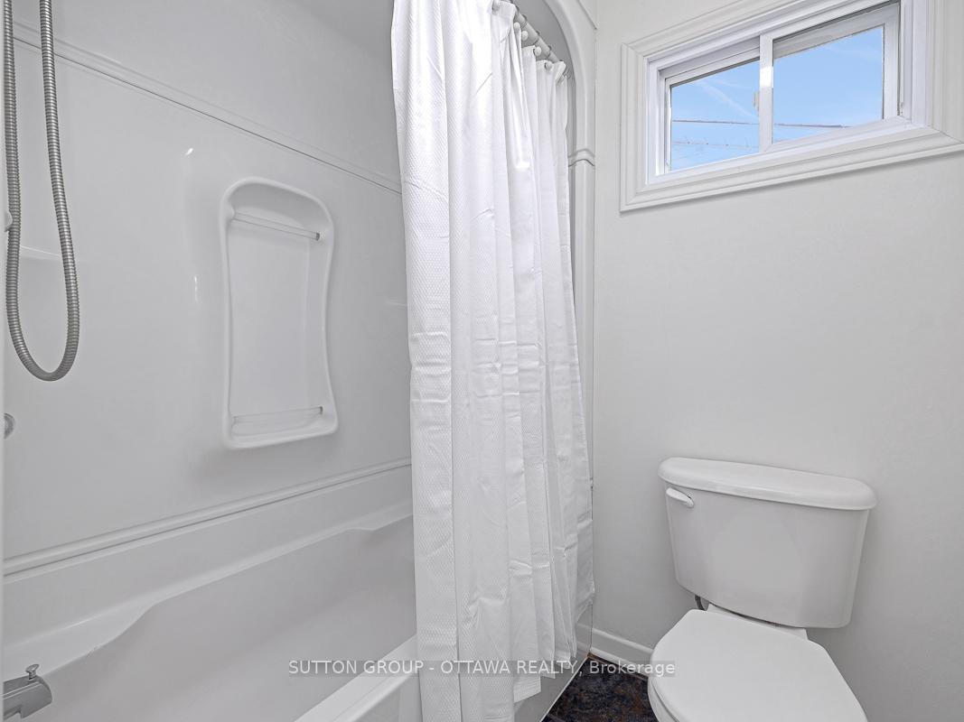 Photo 30 of 1112 St. Germain Crescent, Ottawa, Convent Glen North — HOMEH