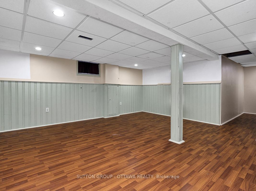 Photo 39 of 1112 St. Germain Crescent, Ottawa, Convent Glen North — HOMEH