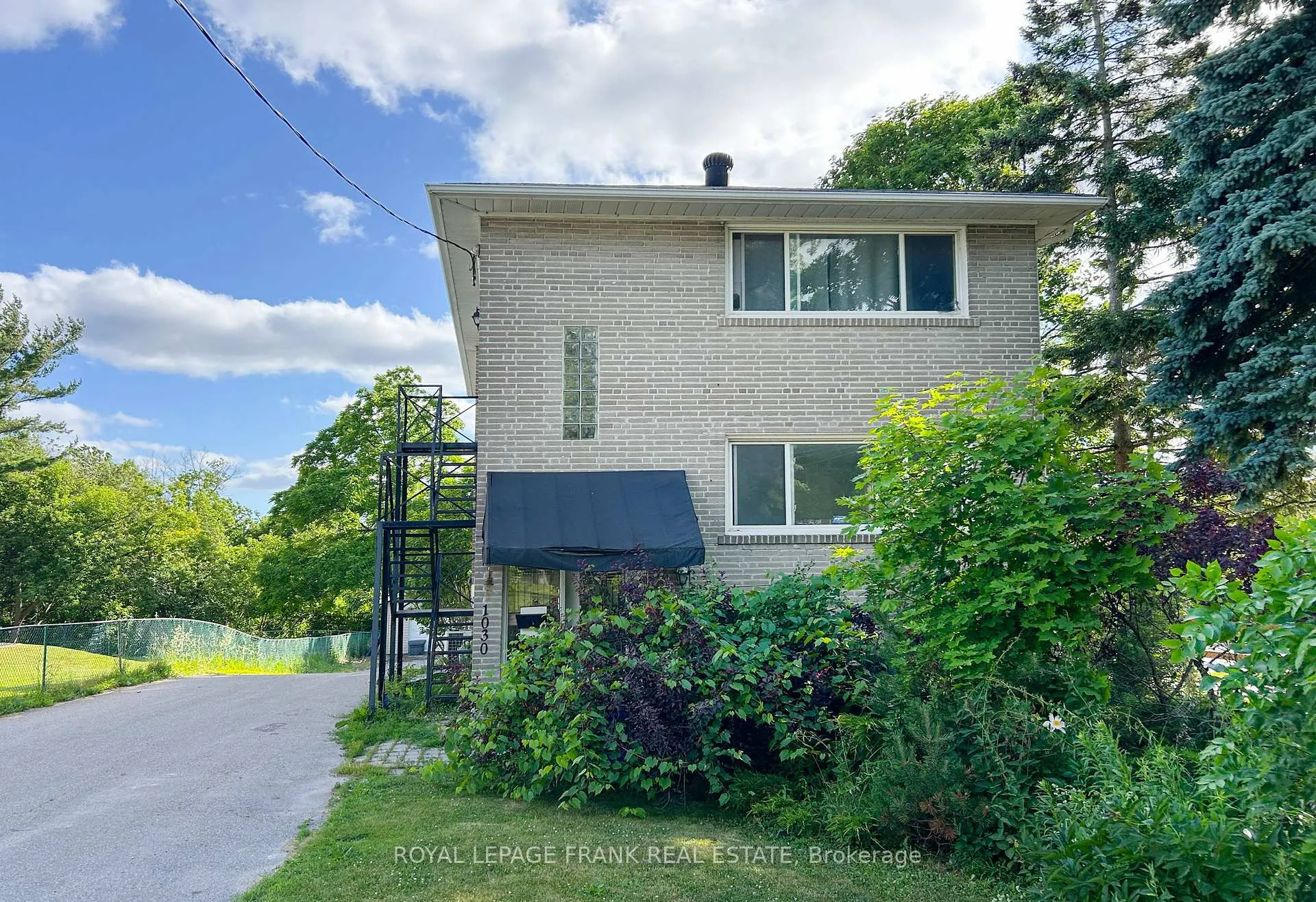 Photo 1 of 1030 Ravine Road, Oshawa, Lakeview — HOMEH