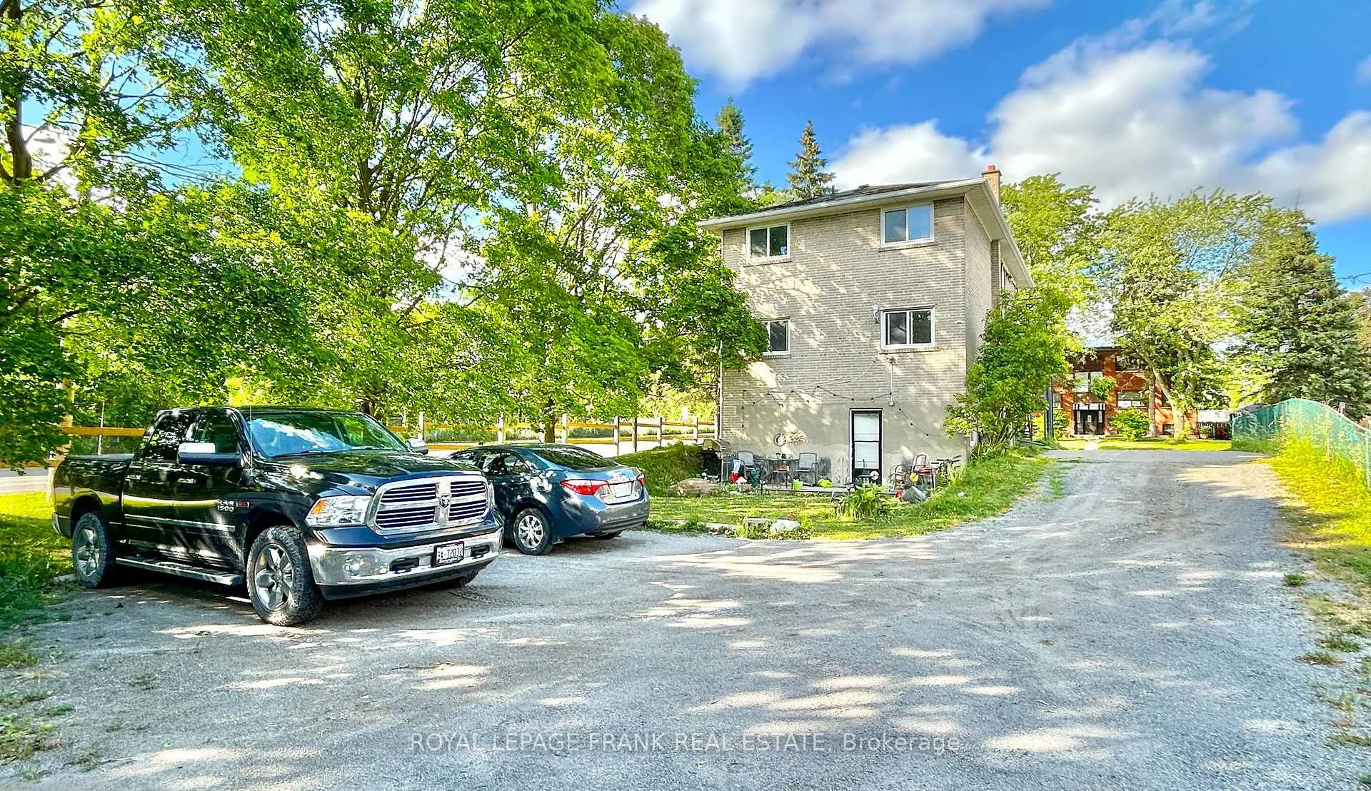 Photo 33 of 1030 Ravine Road, Oshawa, Lakeview — HOMEH