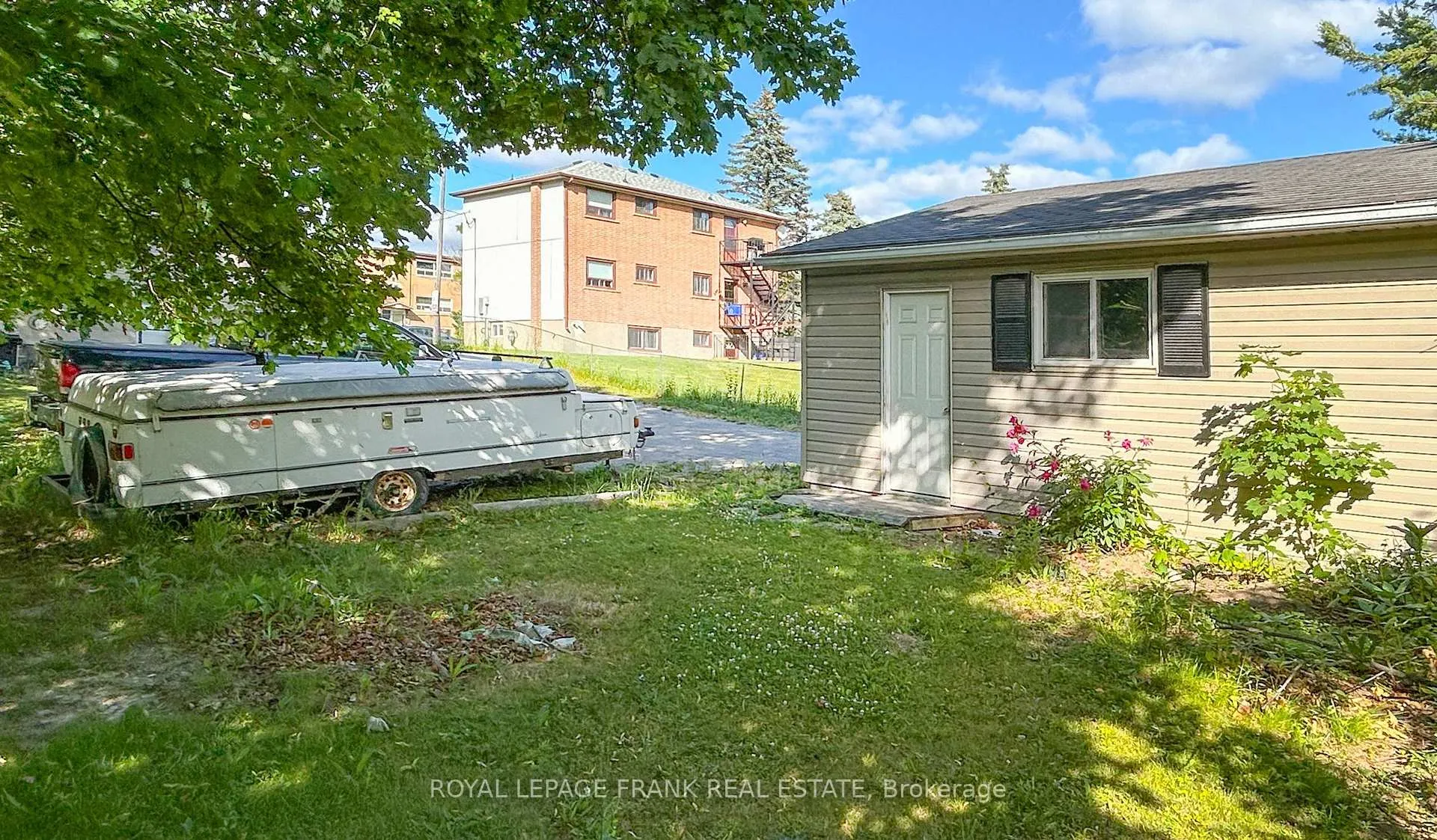 Photo 38 of 1030 Ravine Road, Oshawa, Lakeview — HOMEH