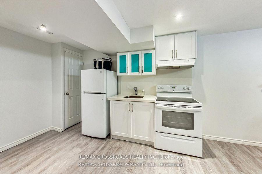 Photo 6 of Unit Bsmt, 374 Handley Crescent, Newmarket, Central Newmarket — HOMEH