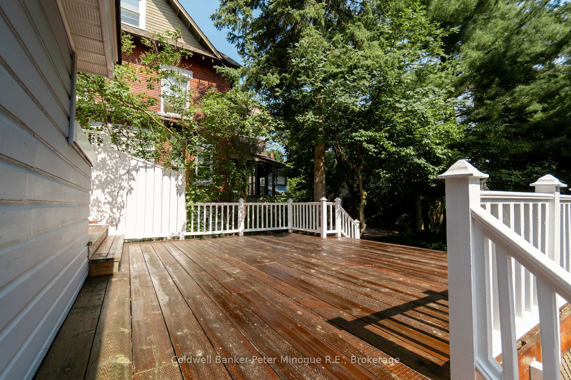 Photo 6 of 564 Copeland Street, North Bay, West End — HOMEH