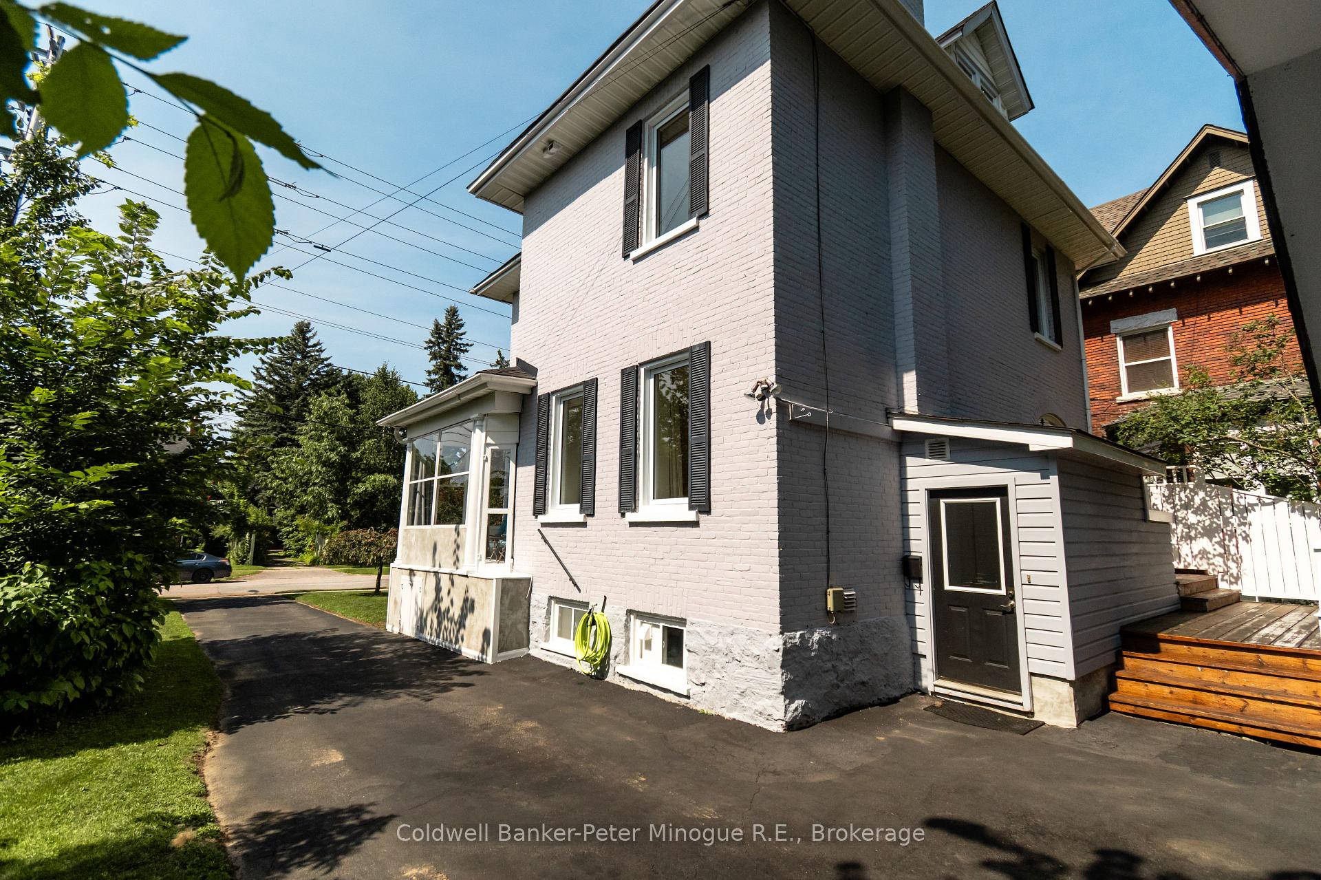 Photo 8 of 564 Copeland Street, North Bay, West End — HOMEH