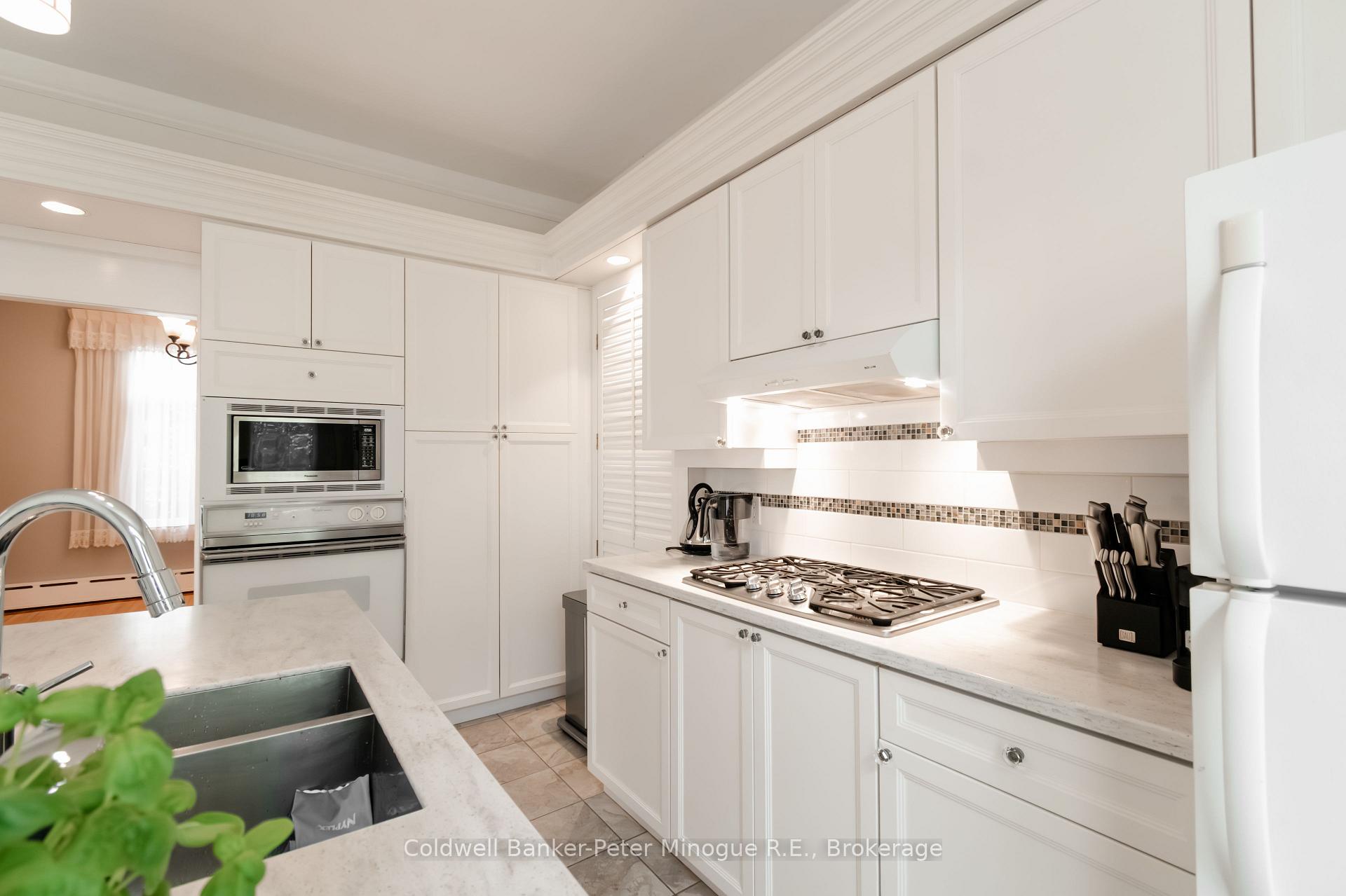 Photo 21 of 564 Copeland Street, North Bay, West End — HOMEH
