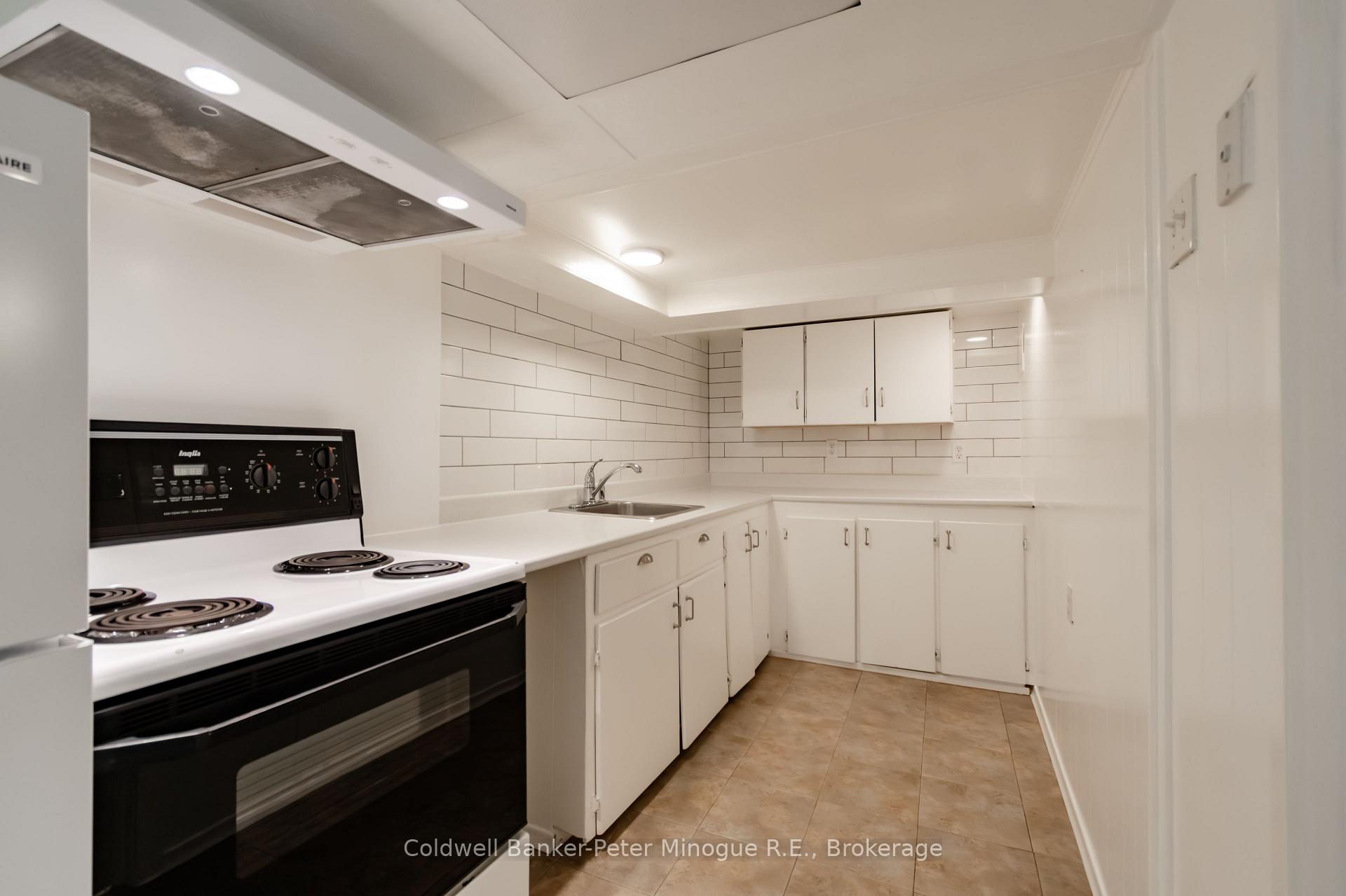 Photo 35 of 564 Copeland Street, North Bay, West End — HOMEH