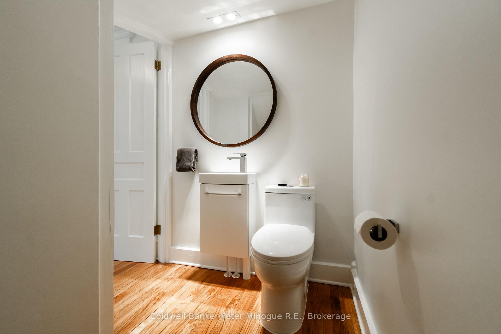 Photo 38 of 564 Copeland Street, North Bay, West End — HOMEH