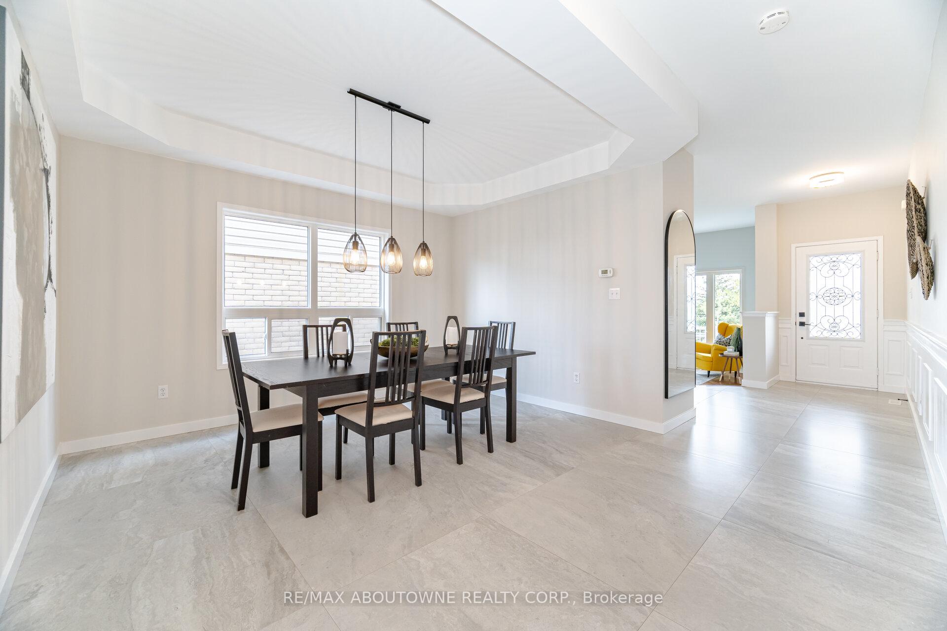 Photo 9 of 1046 Holdsworth Crescent, Milton, Coates — HOMEH