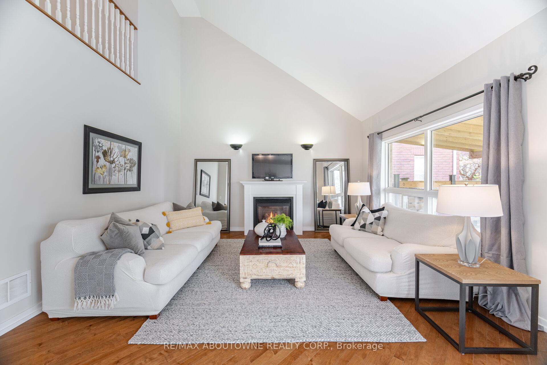 Photo 19 of 1046 Holdsworth Crescent, Milton, Coates — HOMEH