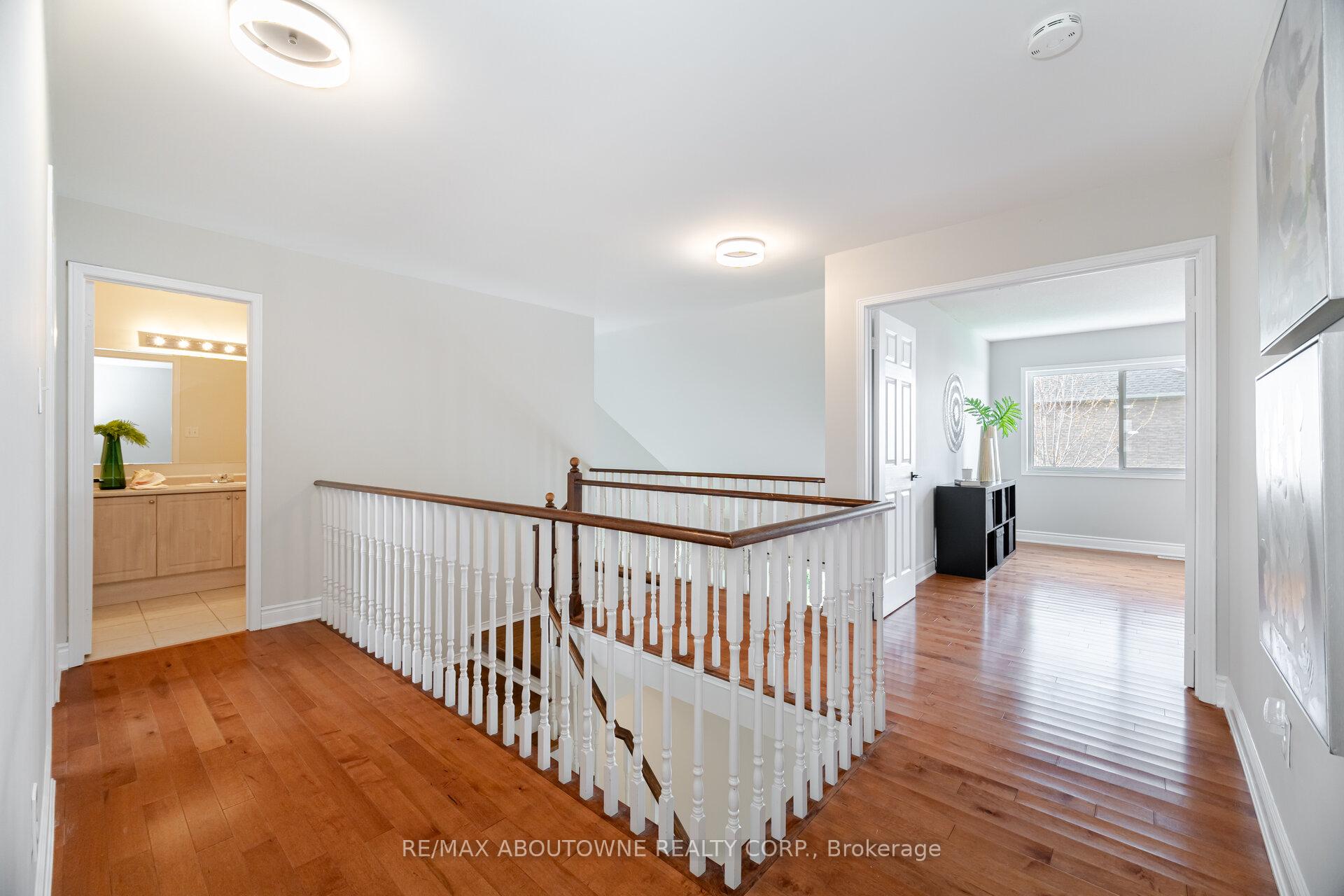 Photo 25 of 1046 Holdsworth Crescent, Milton, Coates — HOMEH