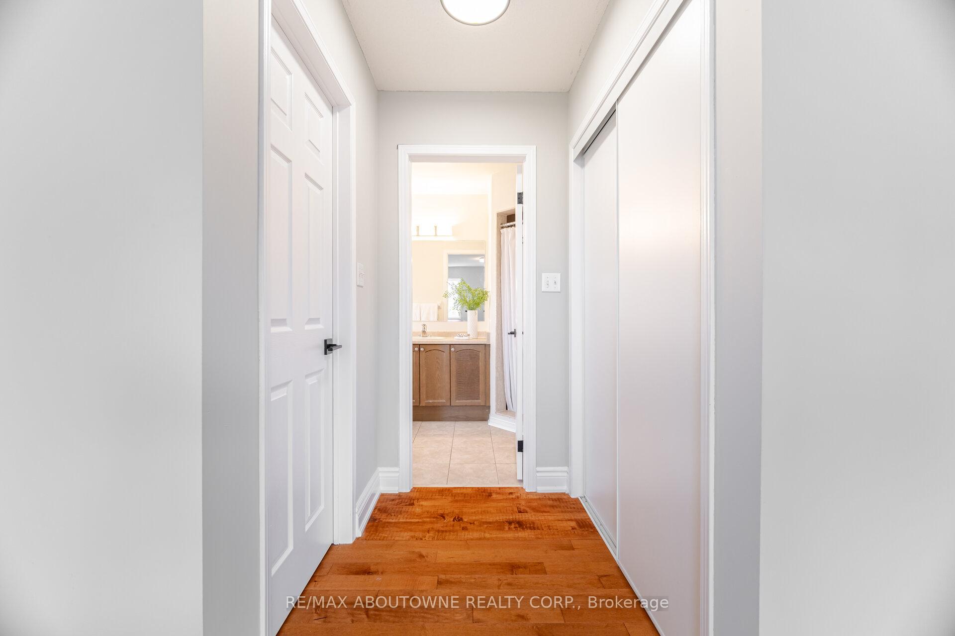 Photo 31 of 1046 Holdsworth Crescent, Milton, Coates — HOMEH