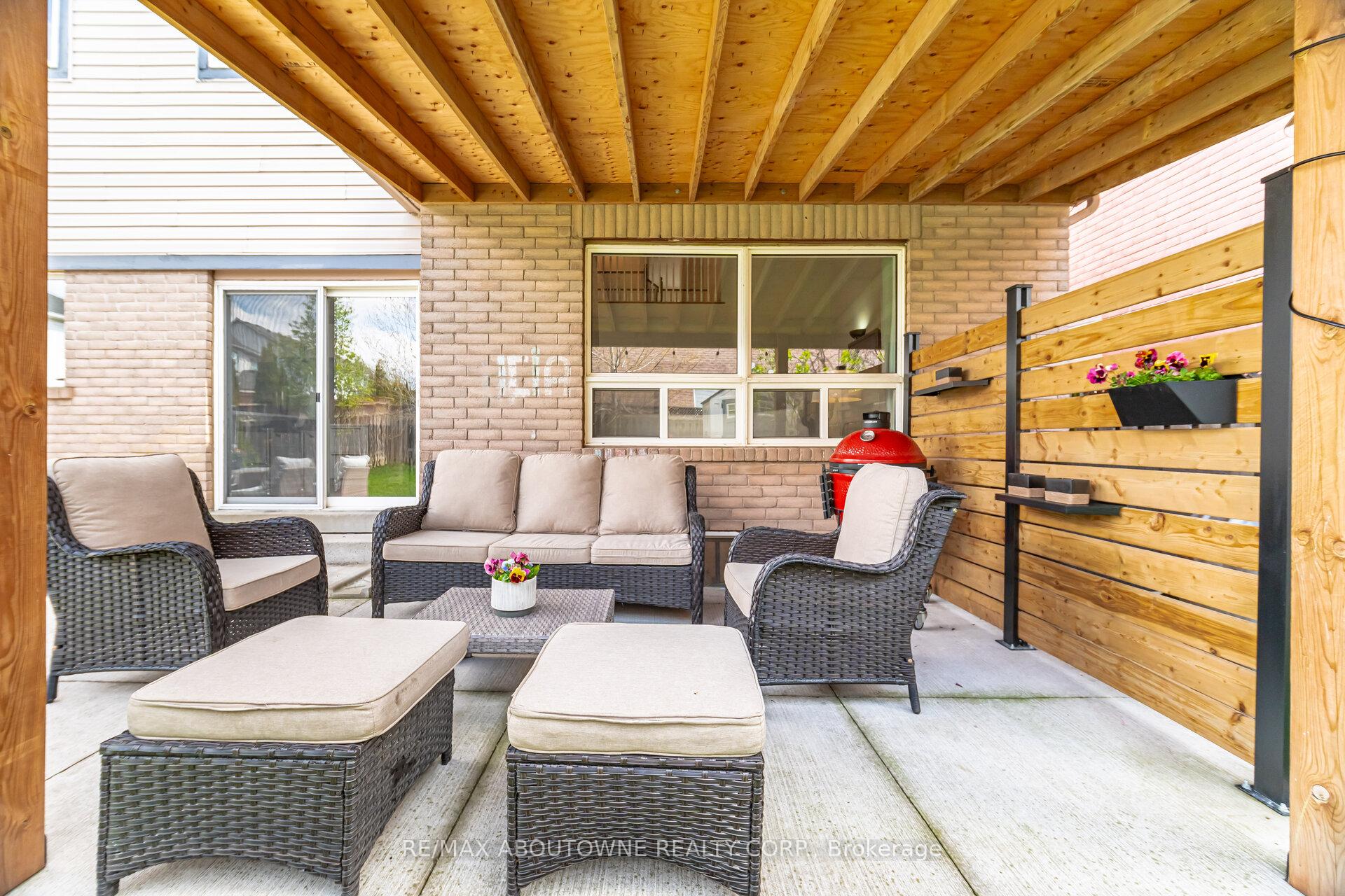 Photo 44 of 1046 Holdsworth Crescent, Milton, Coates — HOMEH