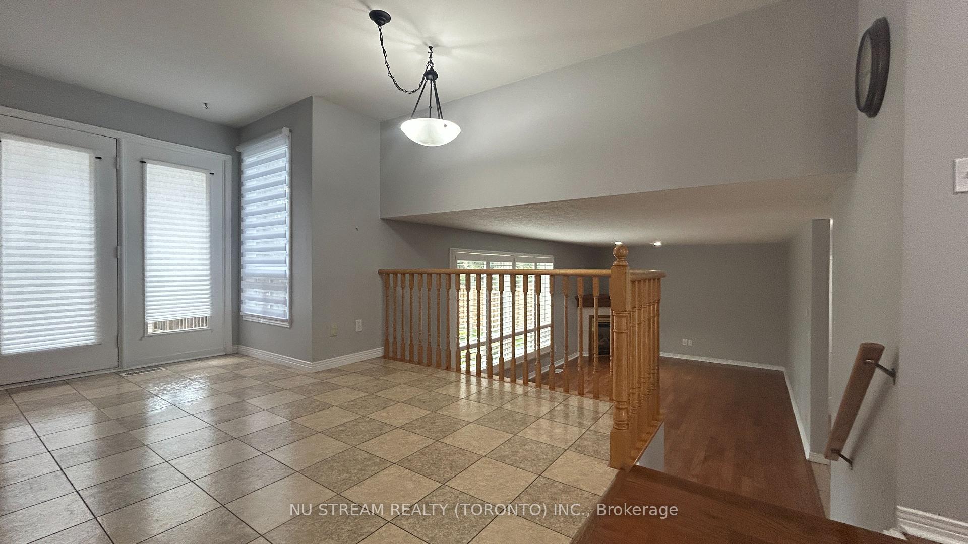 Photo 6 of 217 Conestoga Court, Oshawa, Samac — HOMEH