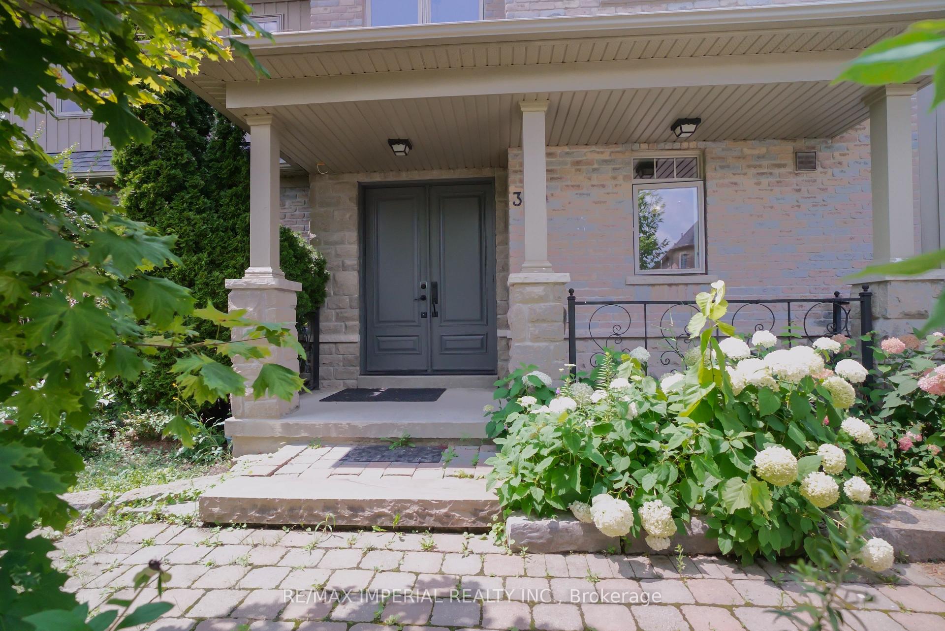Photo 2 of 369 Gilpin Drive, Newmarket, Woodland Hill — HOMEH