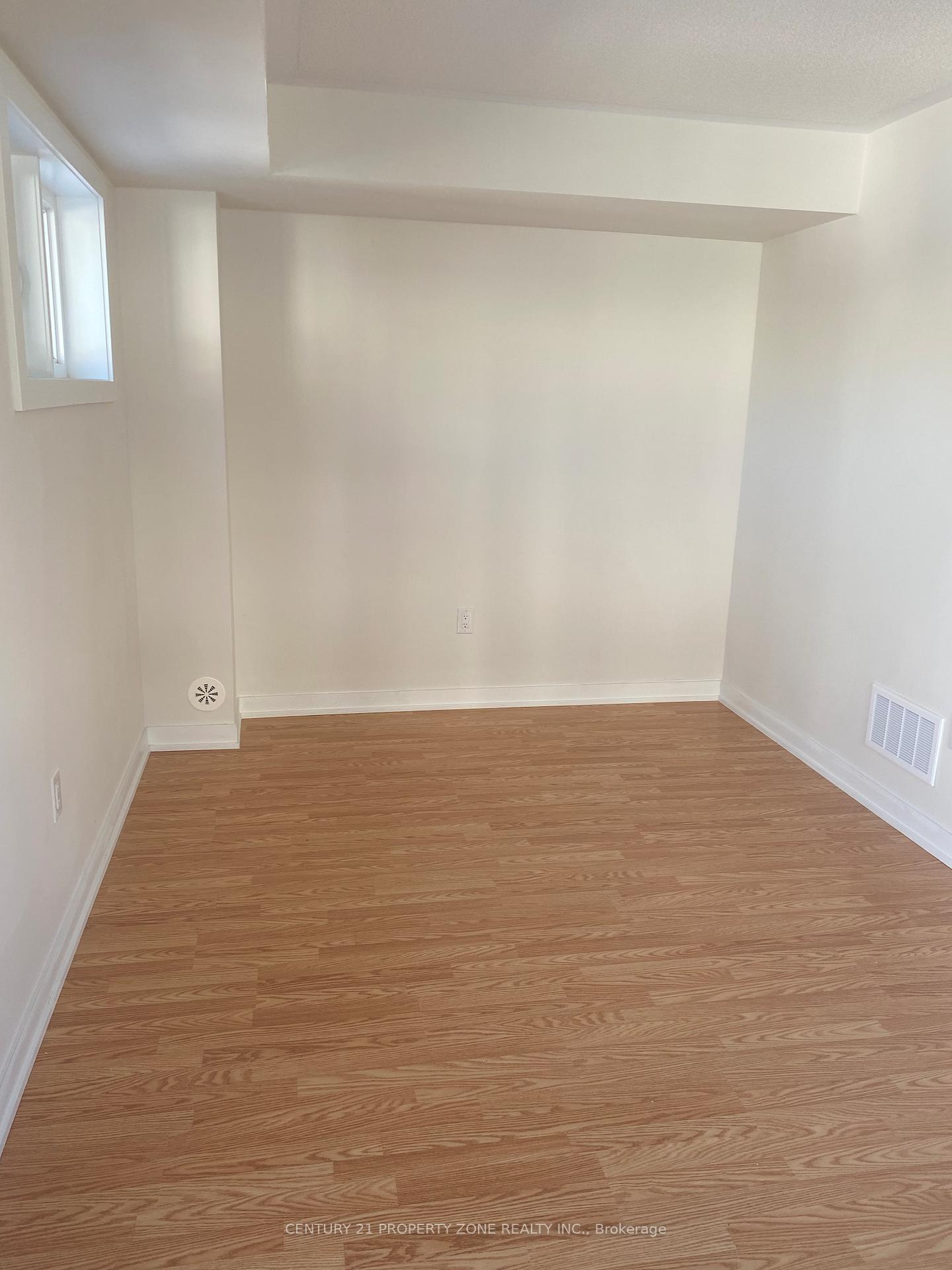Photo 3 of 1319 Bradenton Path, Oshawa, Eastdale — HOMEH