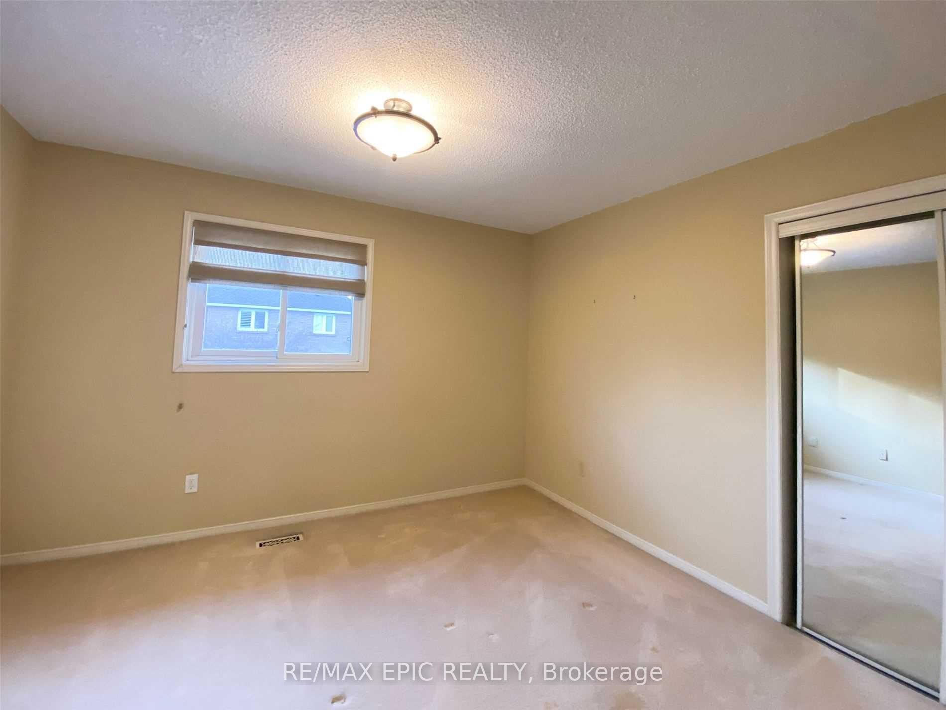 Photo 20 of 91 Brookshire Circle, Markham, Thornlea — HOMEH