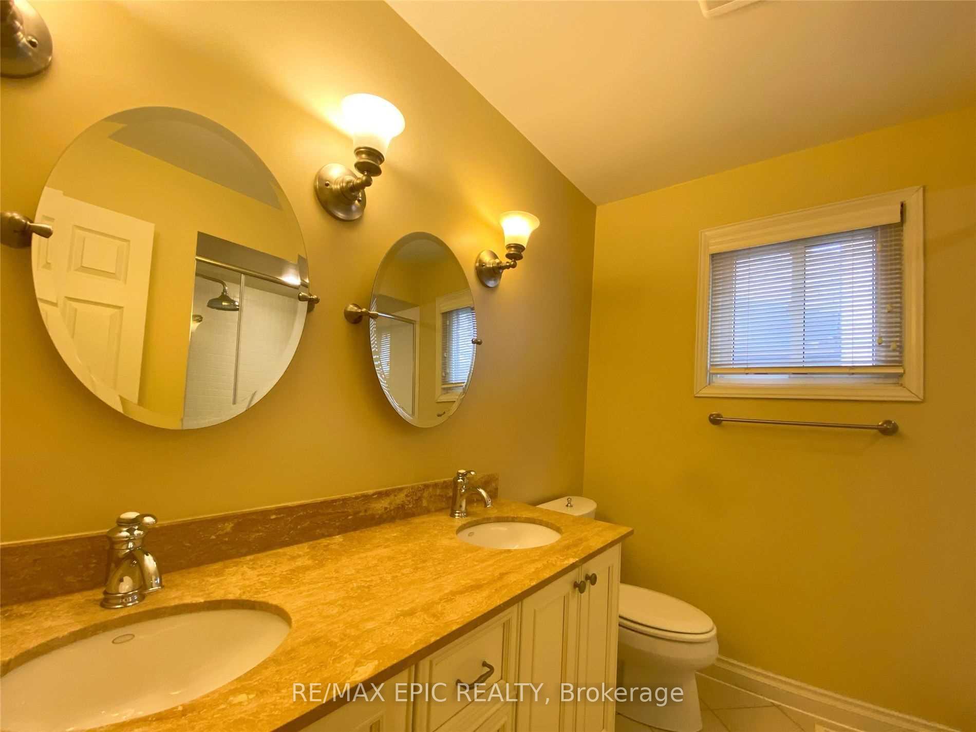 Photo 21 of 91 Brookshire Circle, Markham, Thornlea — HOMEH